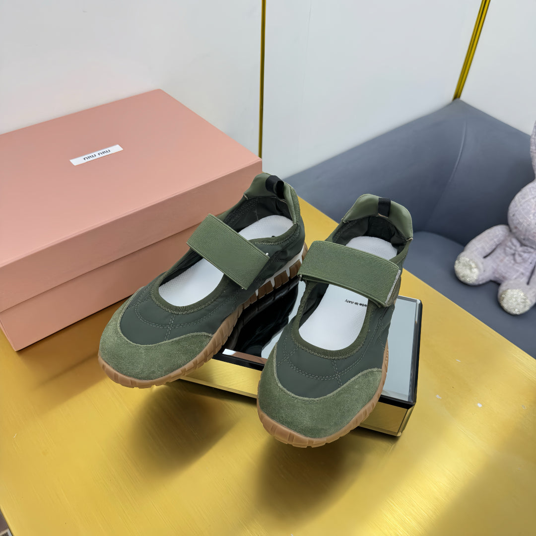 BALLERINAS SHOES IN DARK GREEN TYRE TECHNICAL FABRIC AND SUEDE、mysite、Cacoeks