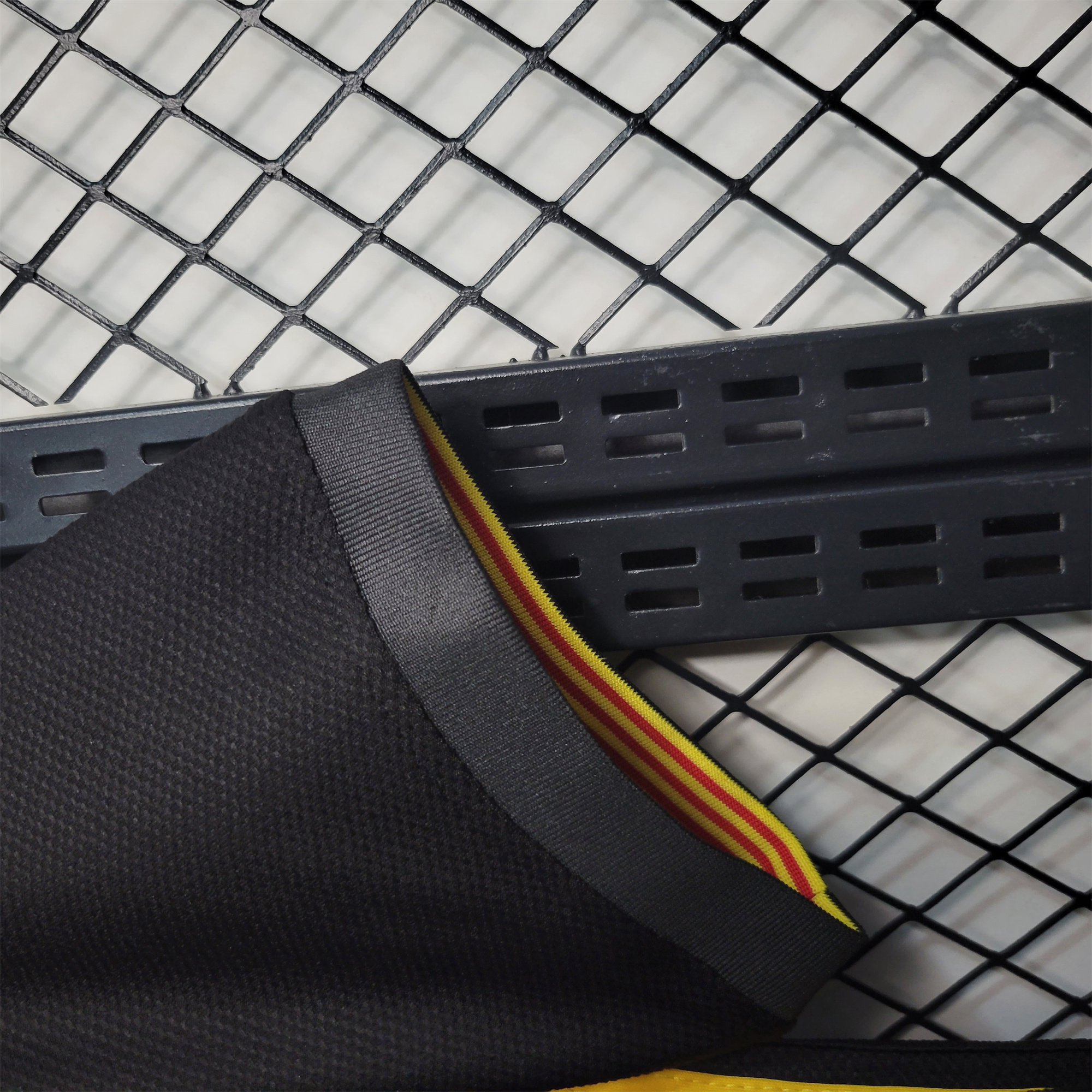 Higojerseys-Retro Barcelona 13-14 Third Jersey