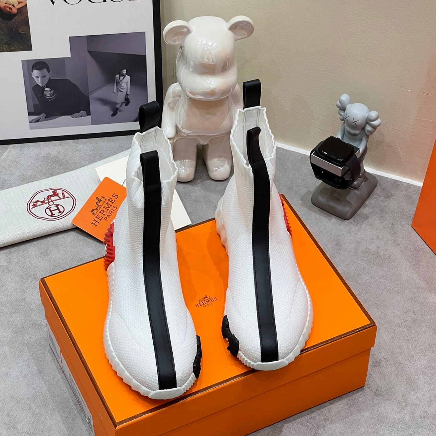 H FUN CLASSIC SNEAKER STYLISH WHITE AND BLACK LINE FABRIC、mysite、Cacoeks