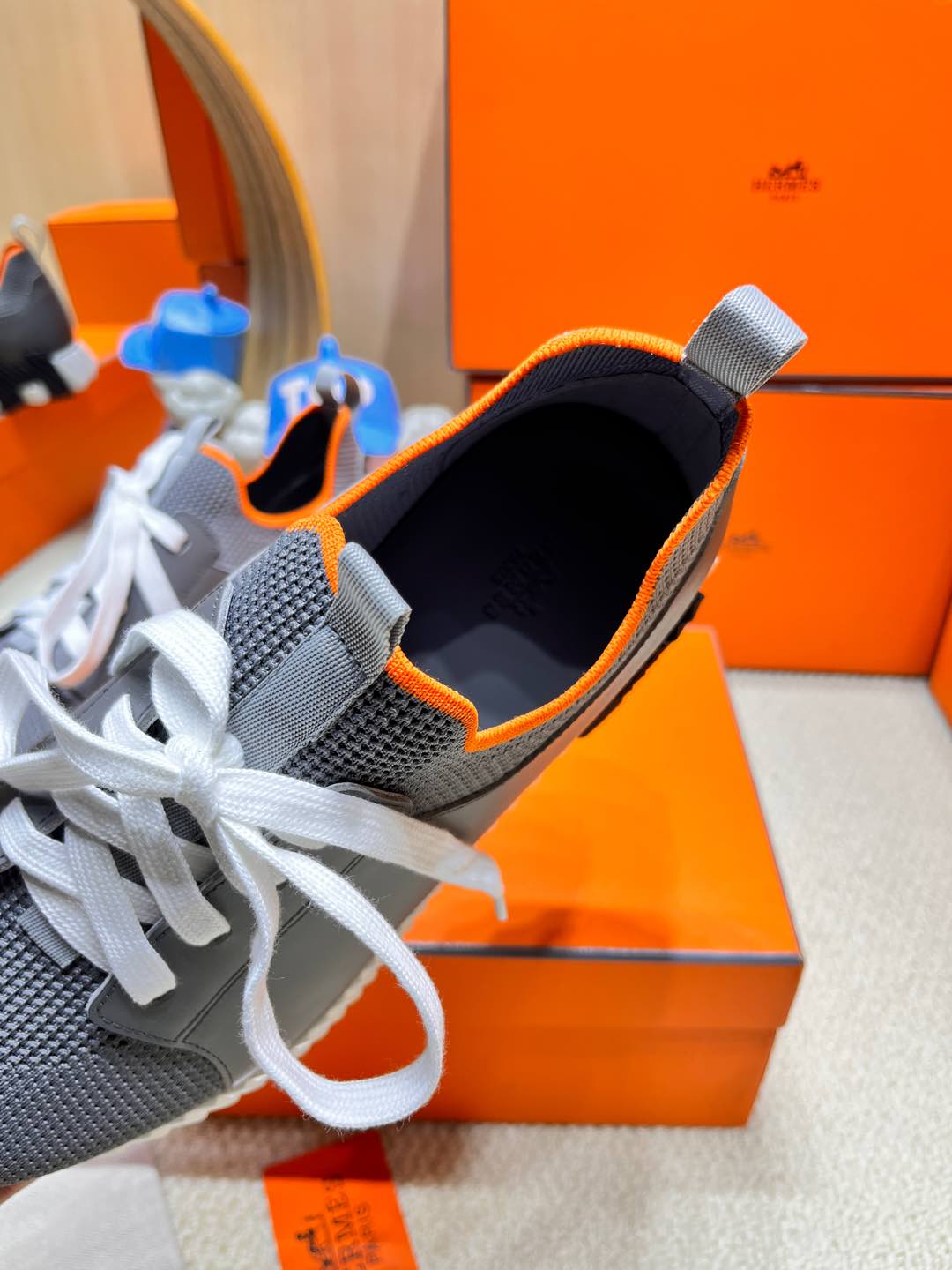 DEPART SLIP-ON SNEAKER IN MOUSE GRAY KNIT AND CALFSKIN、mysite、Cacoeks