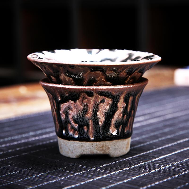 GEEK BAR-https://www.hot-toy.com/