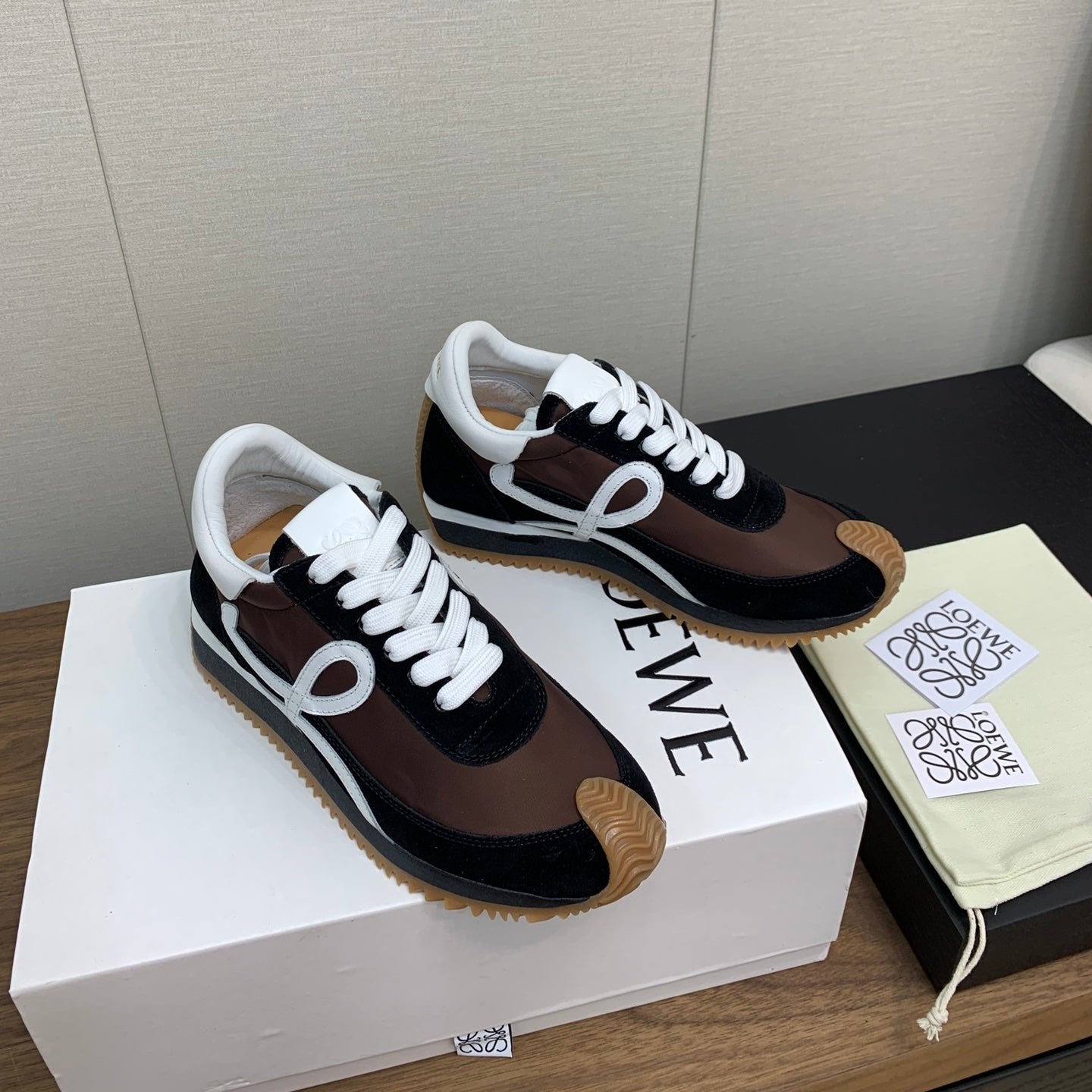 LW FLOW RUNNER SNEAKER BLACK-BROWN SUEDE、mysite、Cacoeks