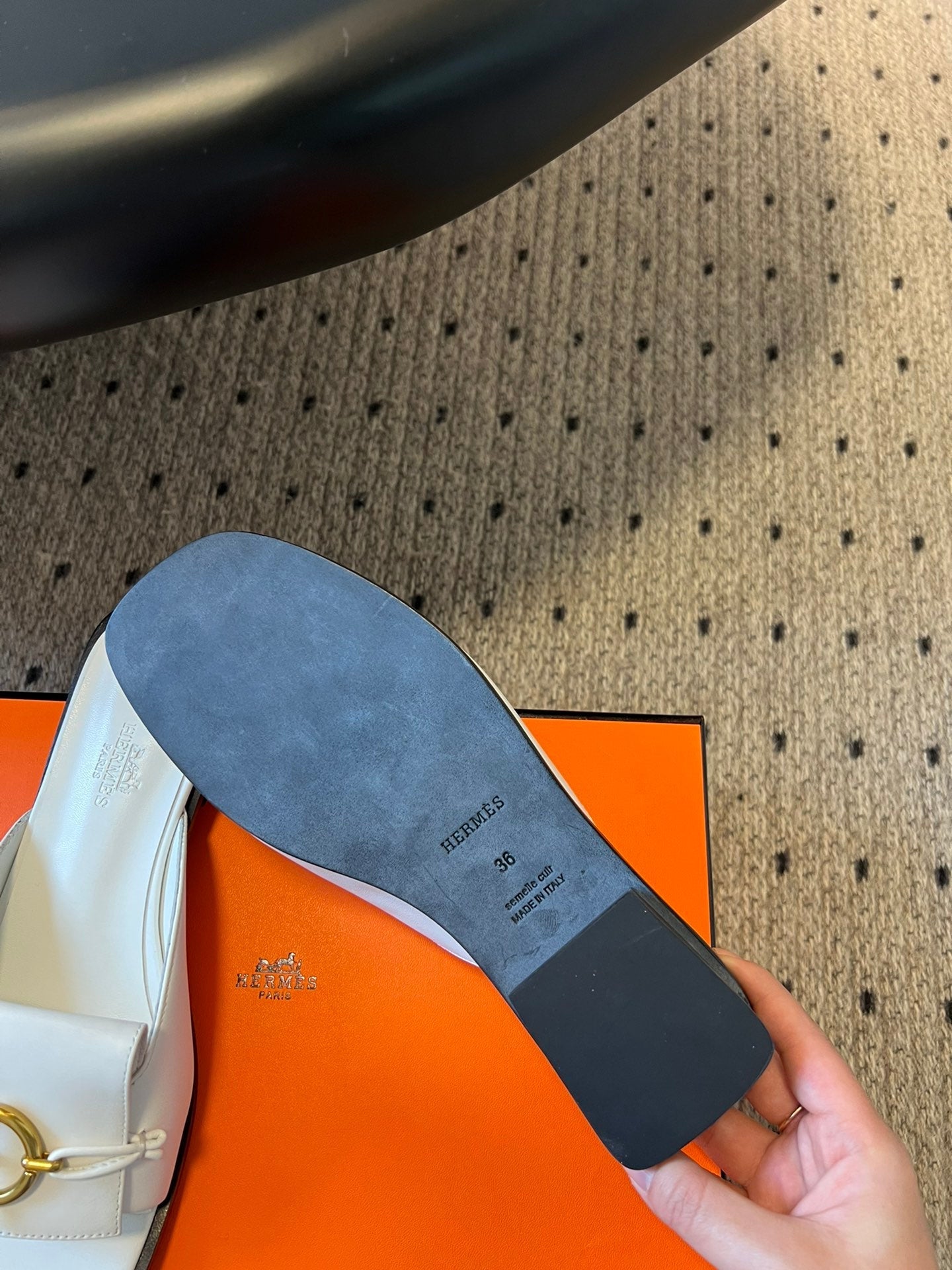 ILOT FLAT SANDAL IN WHITE CALFSKIN、mysite、Cacoeks