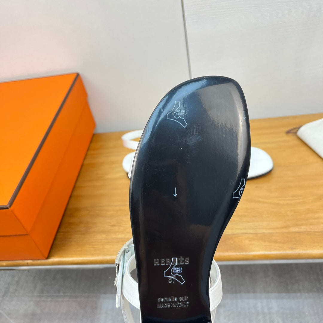 BUCKLE SANDAL WHITE CALFSKIN、mysite、Cacoeks