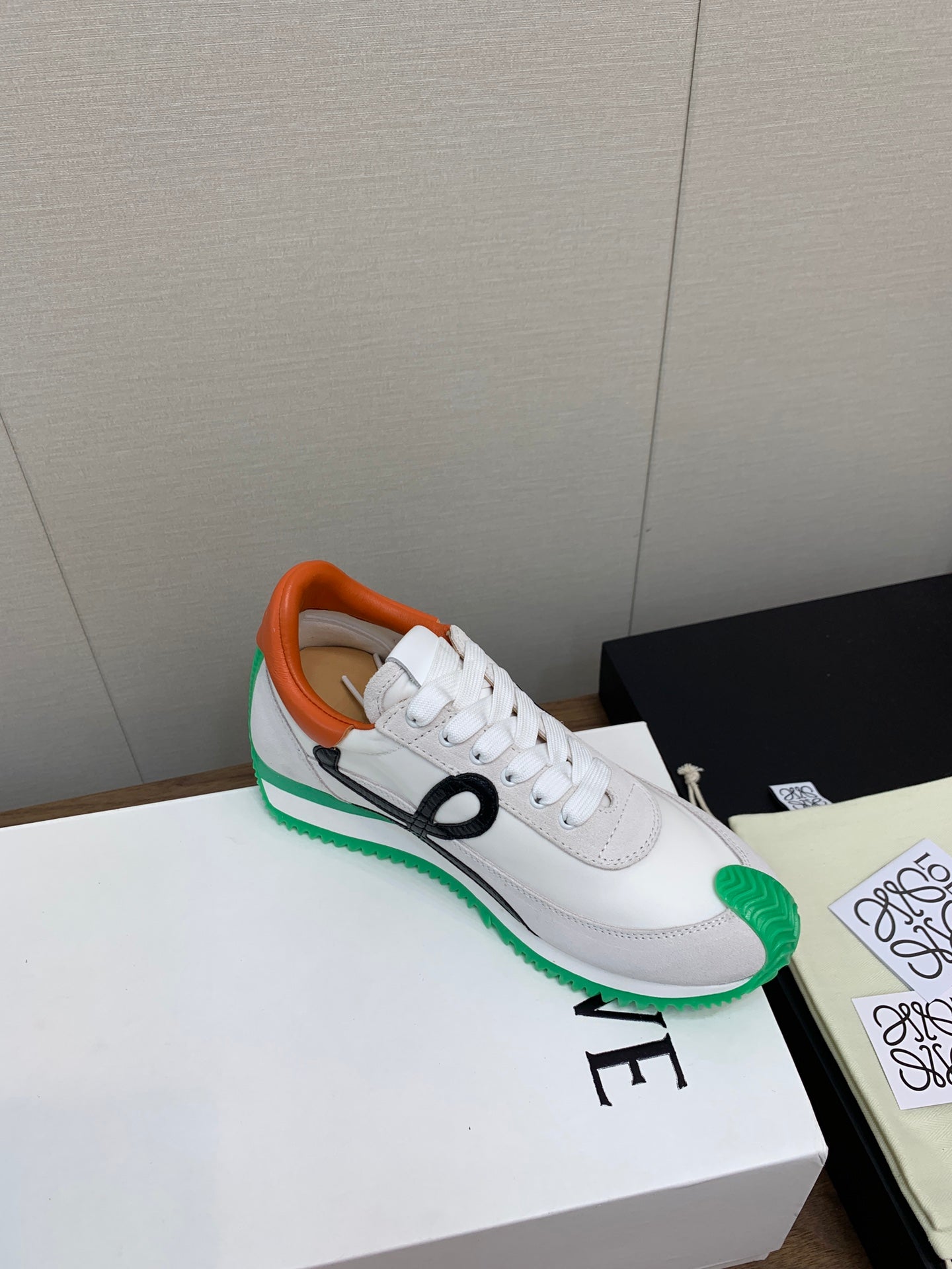 LW FLOW RUNNER SNEAKER WHITE-GREEN SUEDE、mysite、Cacoeks