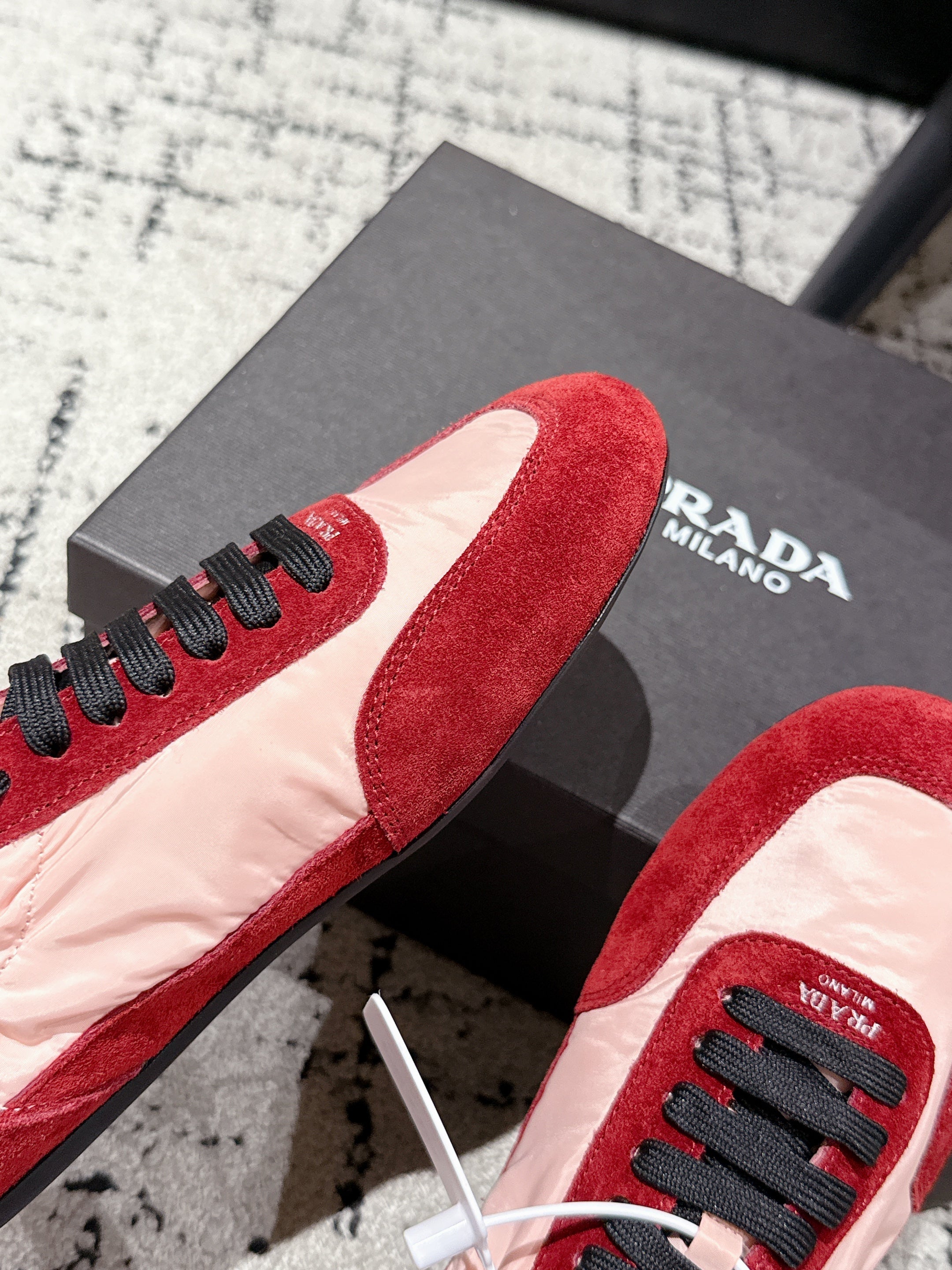 PRADA 25S COLLAPSE SNEAKERS IN RED RE NYLON AND SUEDE、mysite、Cacoeks