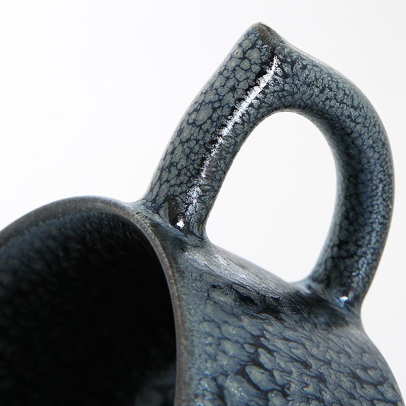 GEEK BAR-https://www.hot-toy.com/