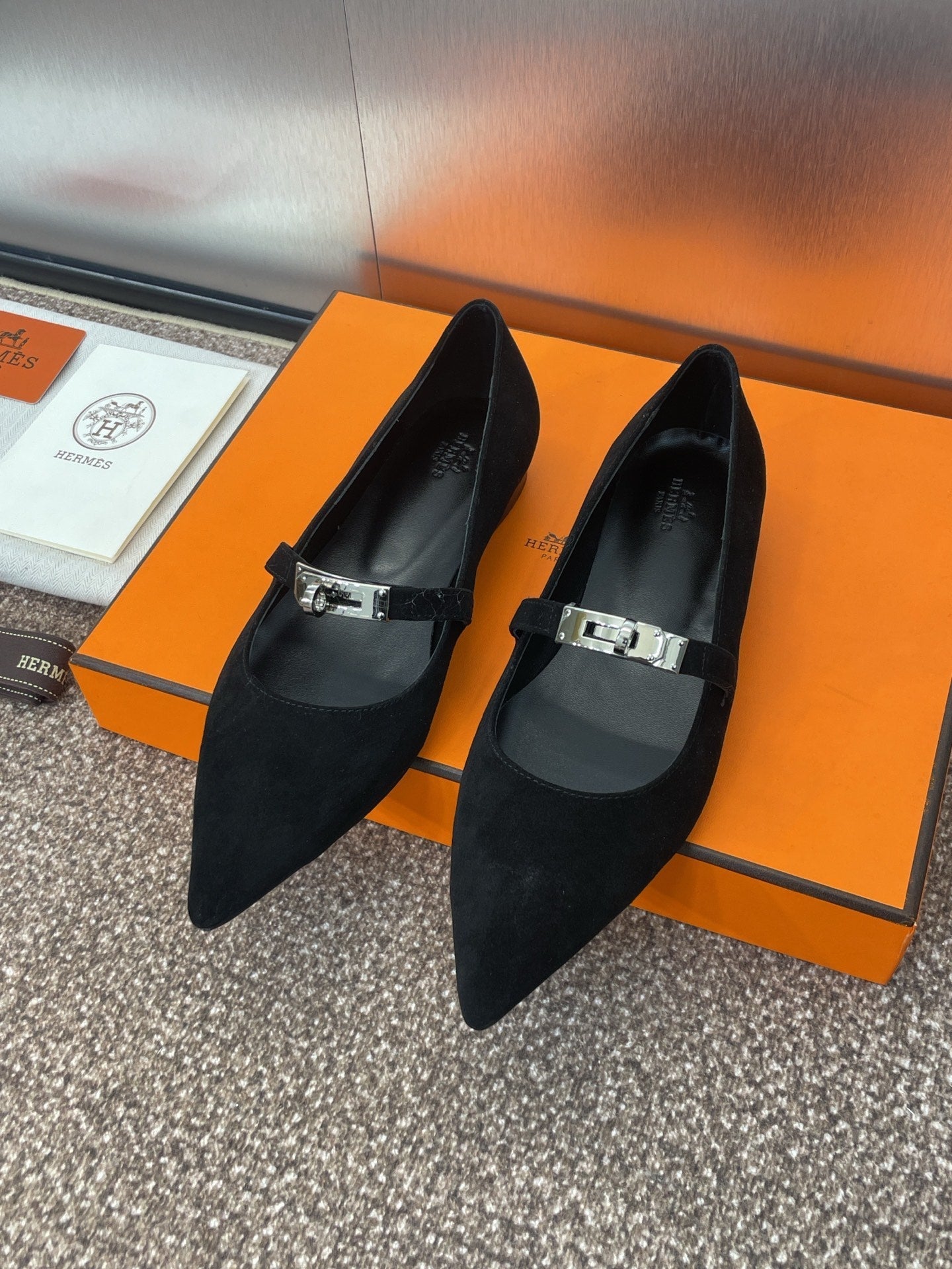 KIARA FLAT PUMP IN BLACK SUEDE、mysite、Cacoeks