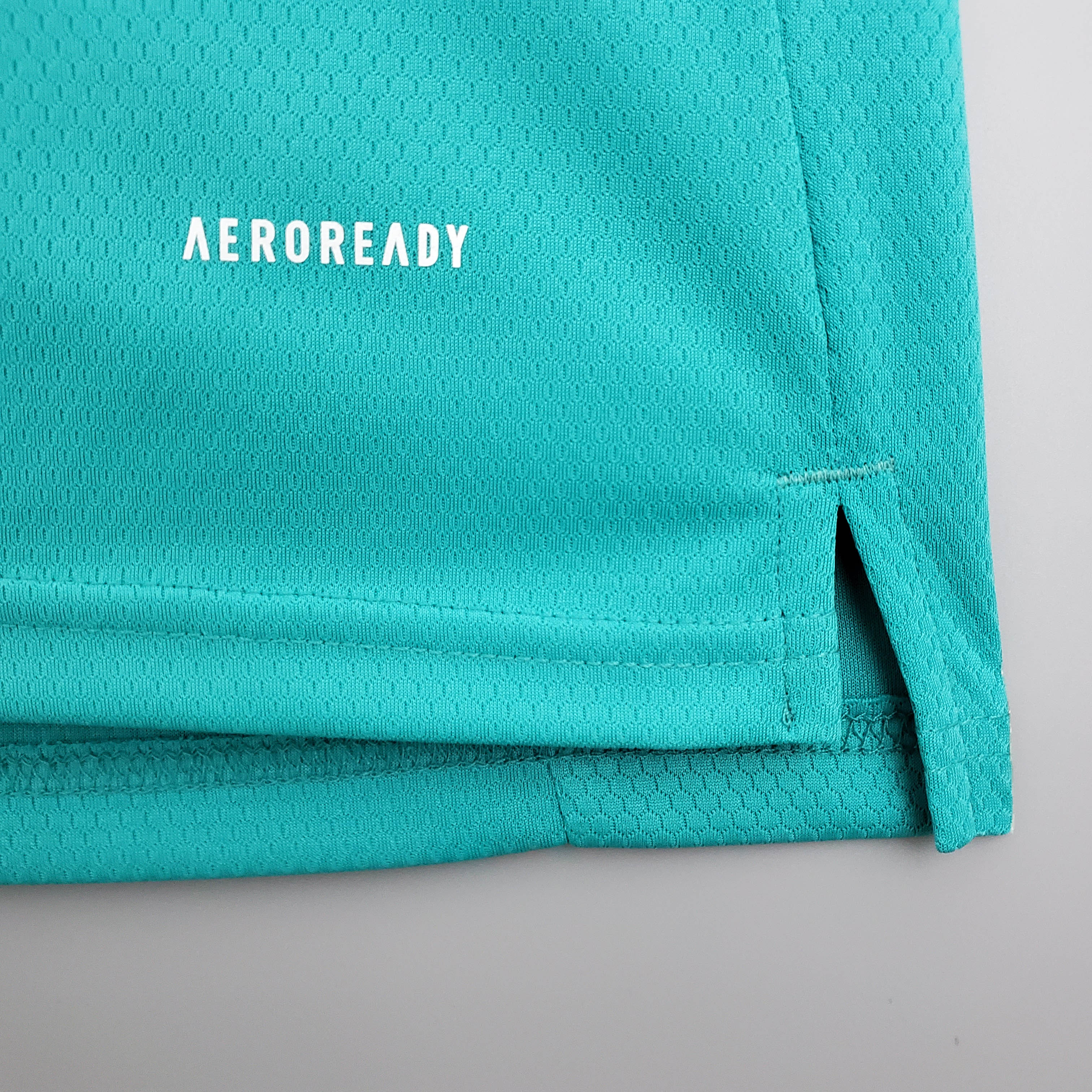 2021/2022 Real Madrid Training Wear Football Shirt Green:football jersey mysite: unitedjerseyfootball 邓江浪:football