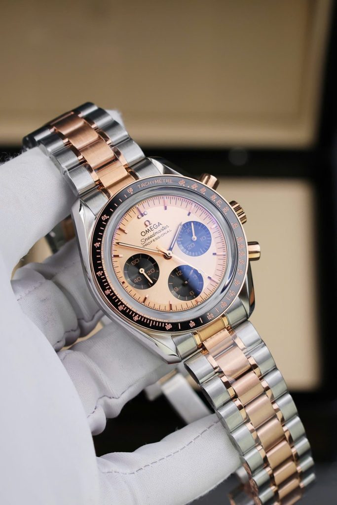 Đồng Hồ Omega SpeedMaster Chế Tác MoonWatch Demi Vàng Hồng 42mm (2)