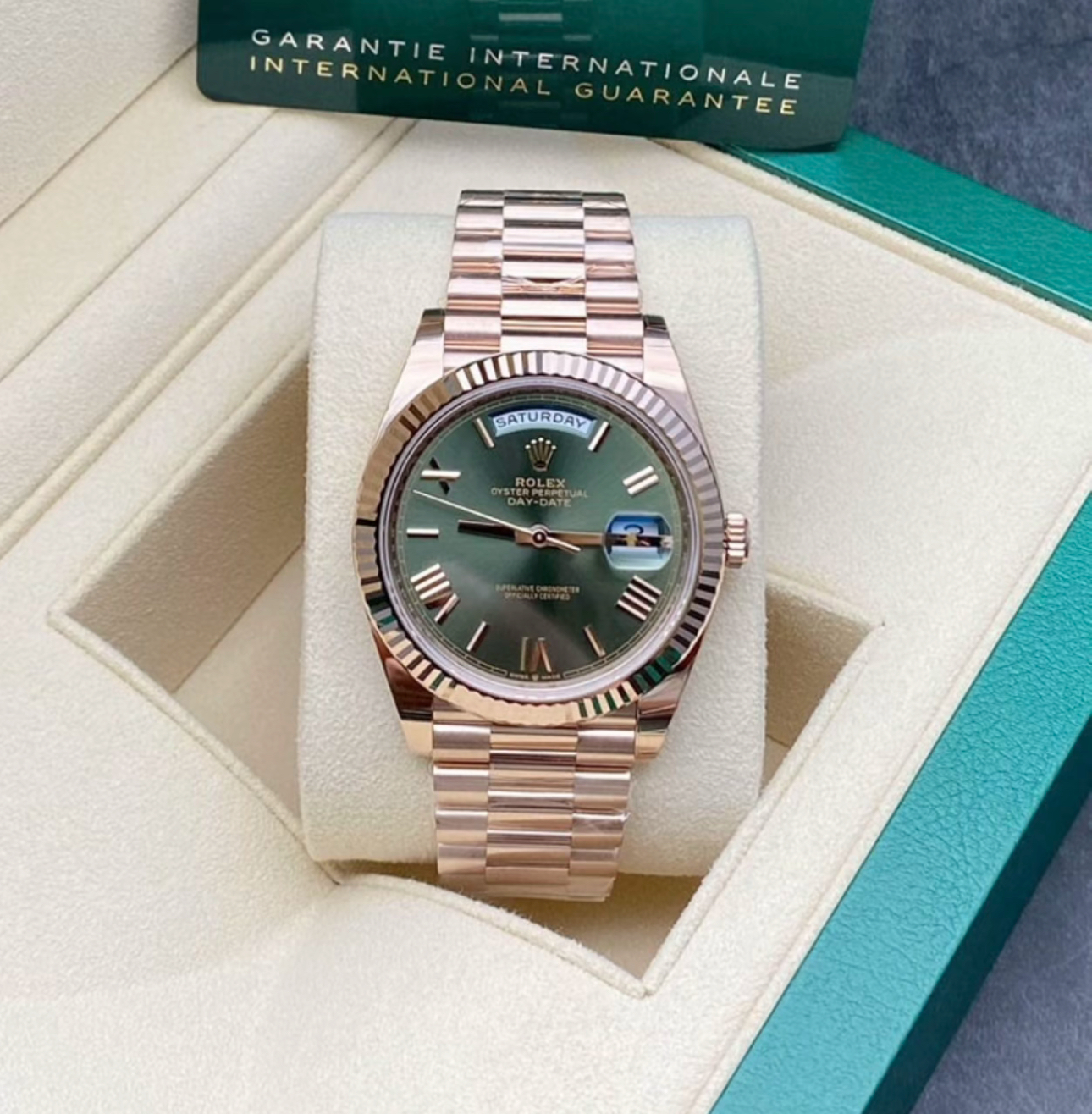 Rolex Day-Date Super Clone Swiss Replica Watch Ref 128235-0089 3255 Swiss Movement