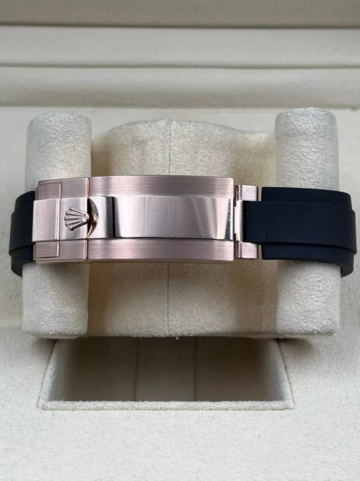 Rolex Yacht Master 18k Rose Gold Super Clone Swiss Replica Watch OysterFlex Rubber Strap Ref 126655 3235 Swiss Movement