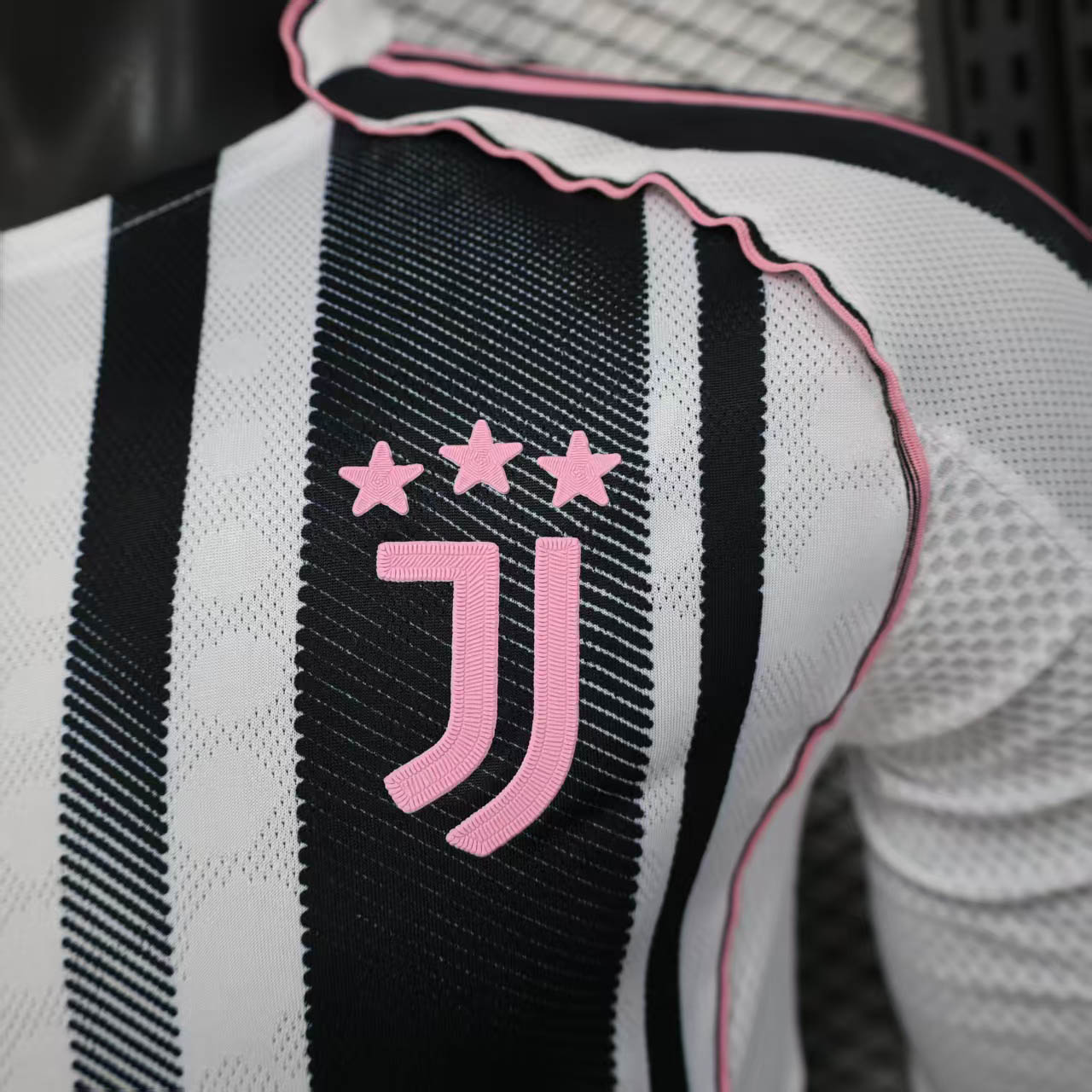 2025/2026 Player Version Long Sleeve Juventus Home Football Shirt 1:1 Thai Quality:football jersey mysite: unitedjerseyfootball 邓江浪:football