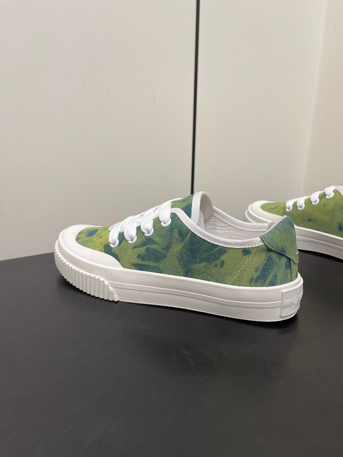 LP CLASSIC BISCUIT SNEAKER PEAR CALFSKIN、mysite、Cacoeks