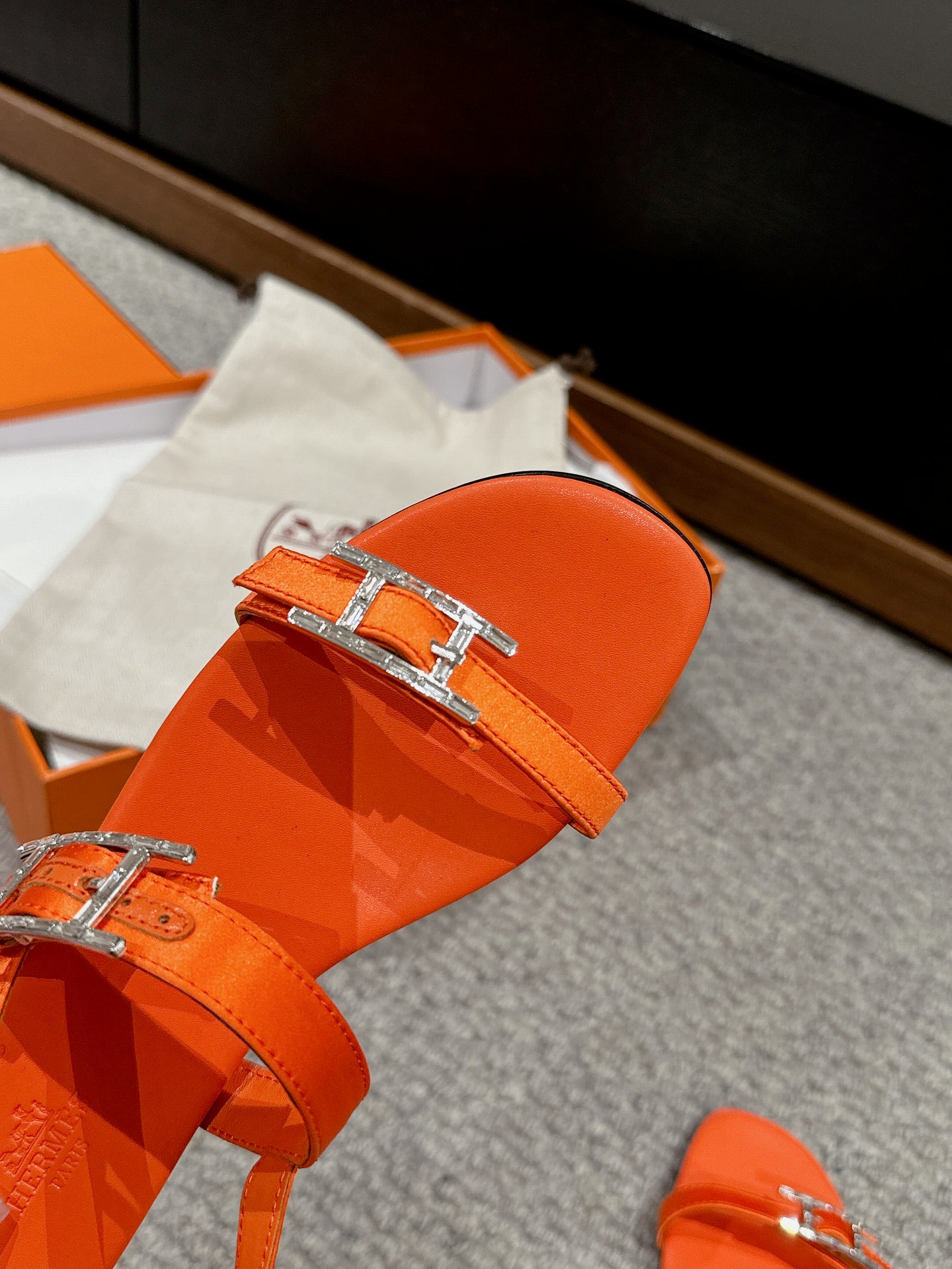 BUCKLE SANDAL BRIGHT ORANGE CALFSKIN、mysite、Cacoeks