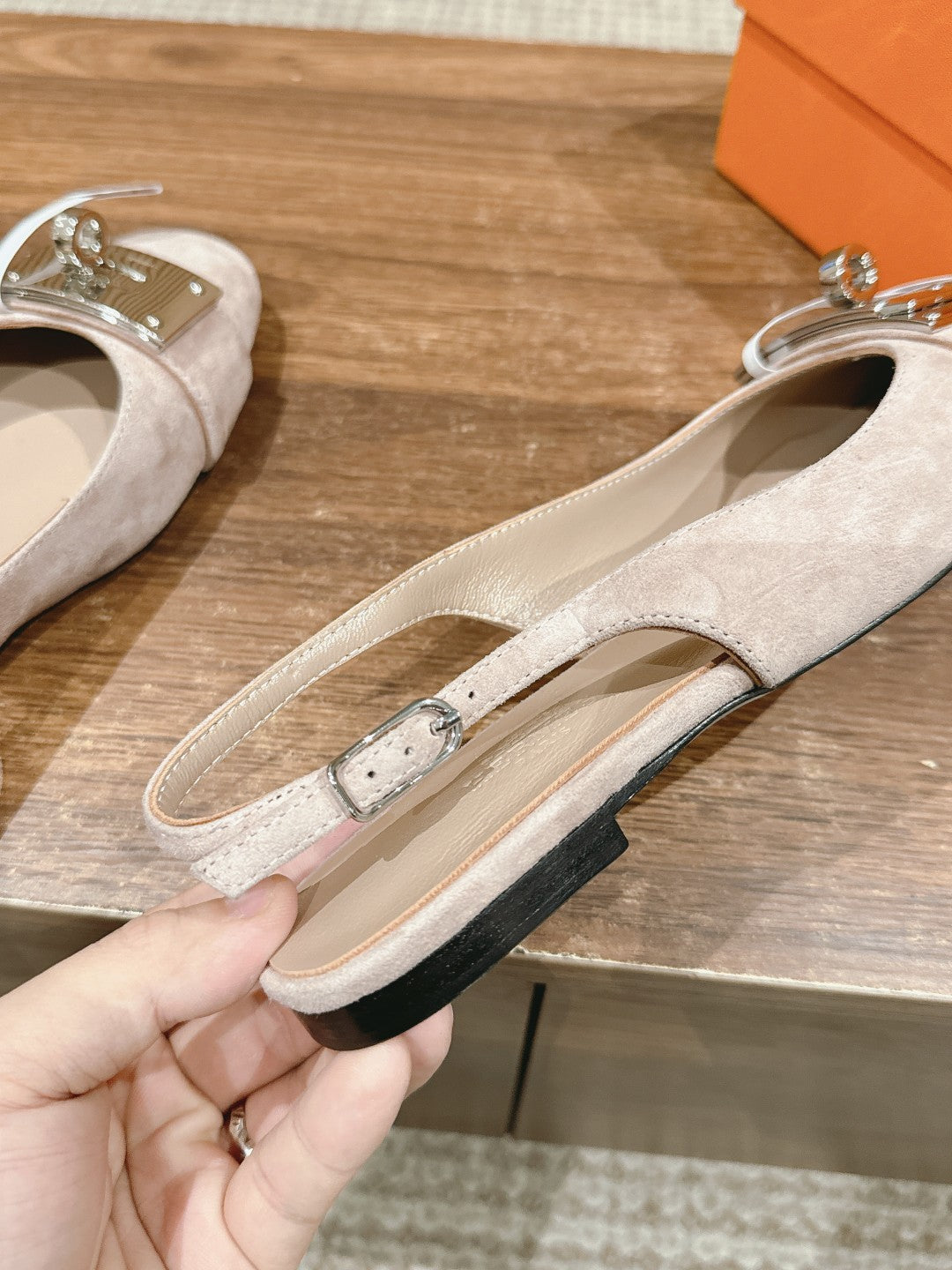 Innocente Slingback Suede Goatskin Light pink、mysite、Cacoeks
