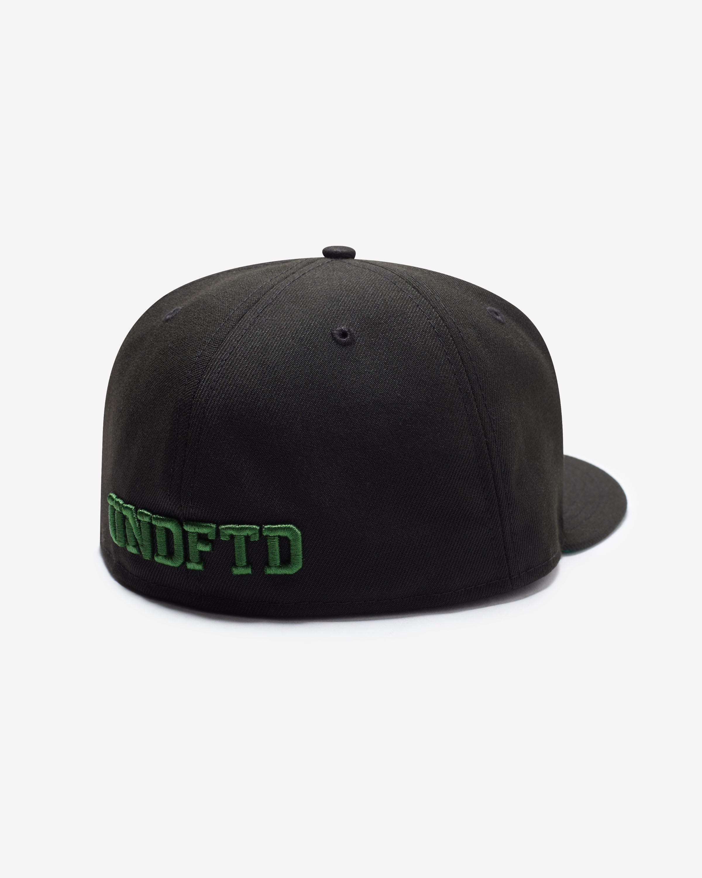 UNDEFEATED X NE ICON FITTED