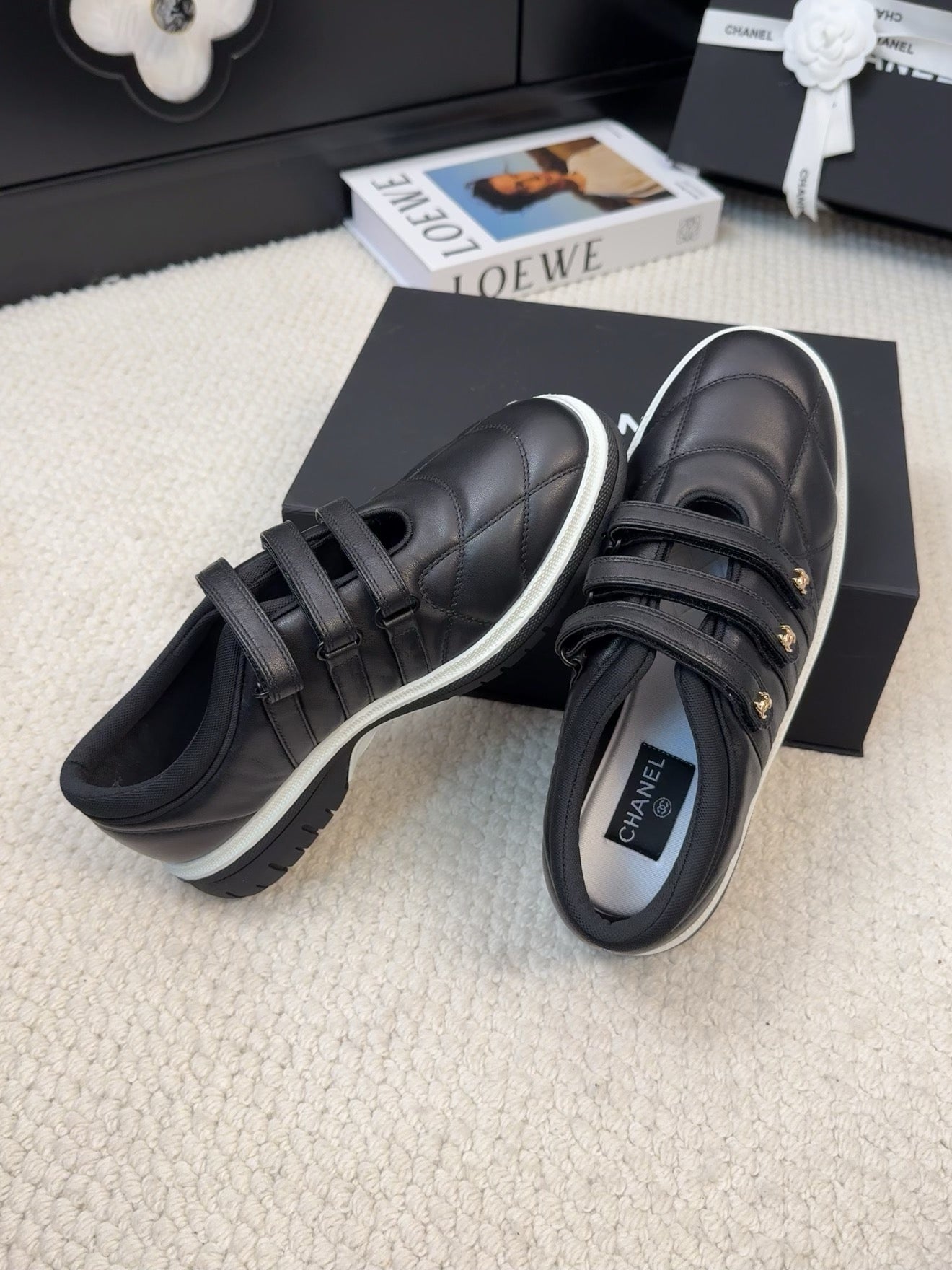 SNEAKERS WITH THREE STRAPS IN BLACK CALFSKIN、mysite、Cacoeks