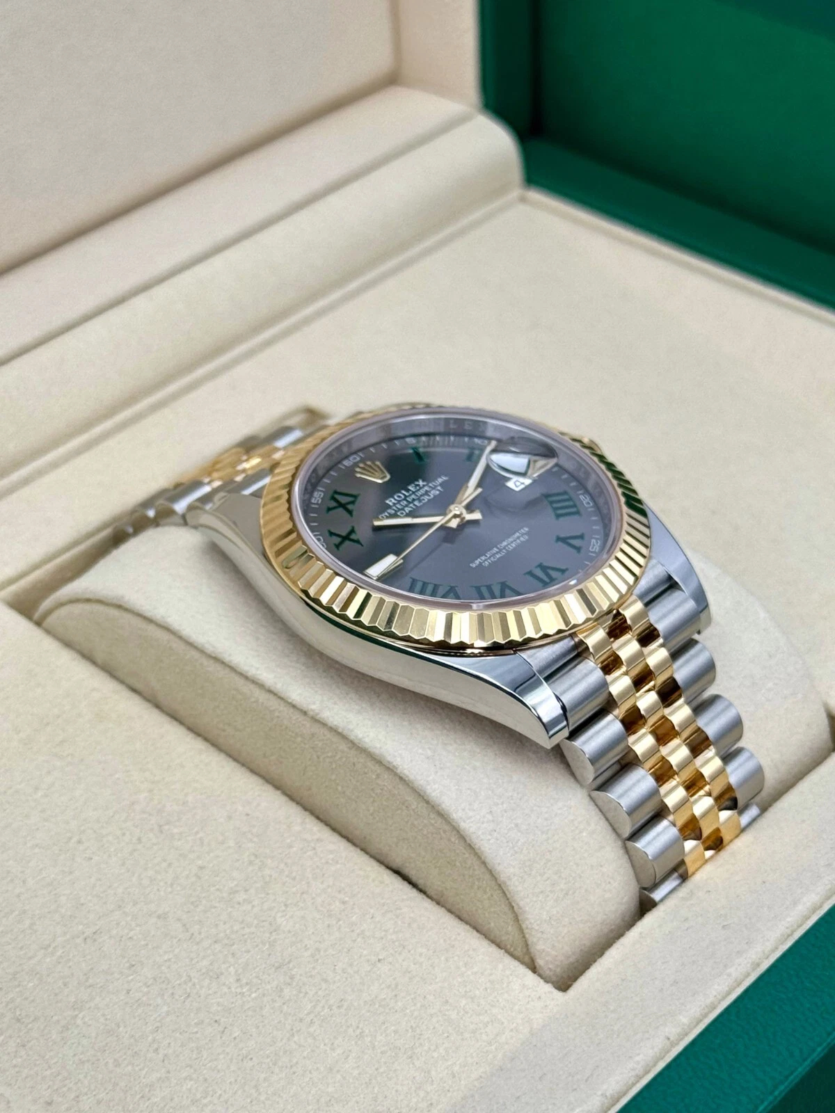 Rolex Datejust 36mm Super Clone Swiss Watch Yellow Rolesor Jubilee Bracelet White Mother of Pearl Dial Ref M126333-0020-3235 Swiss Movement