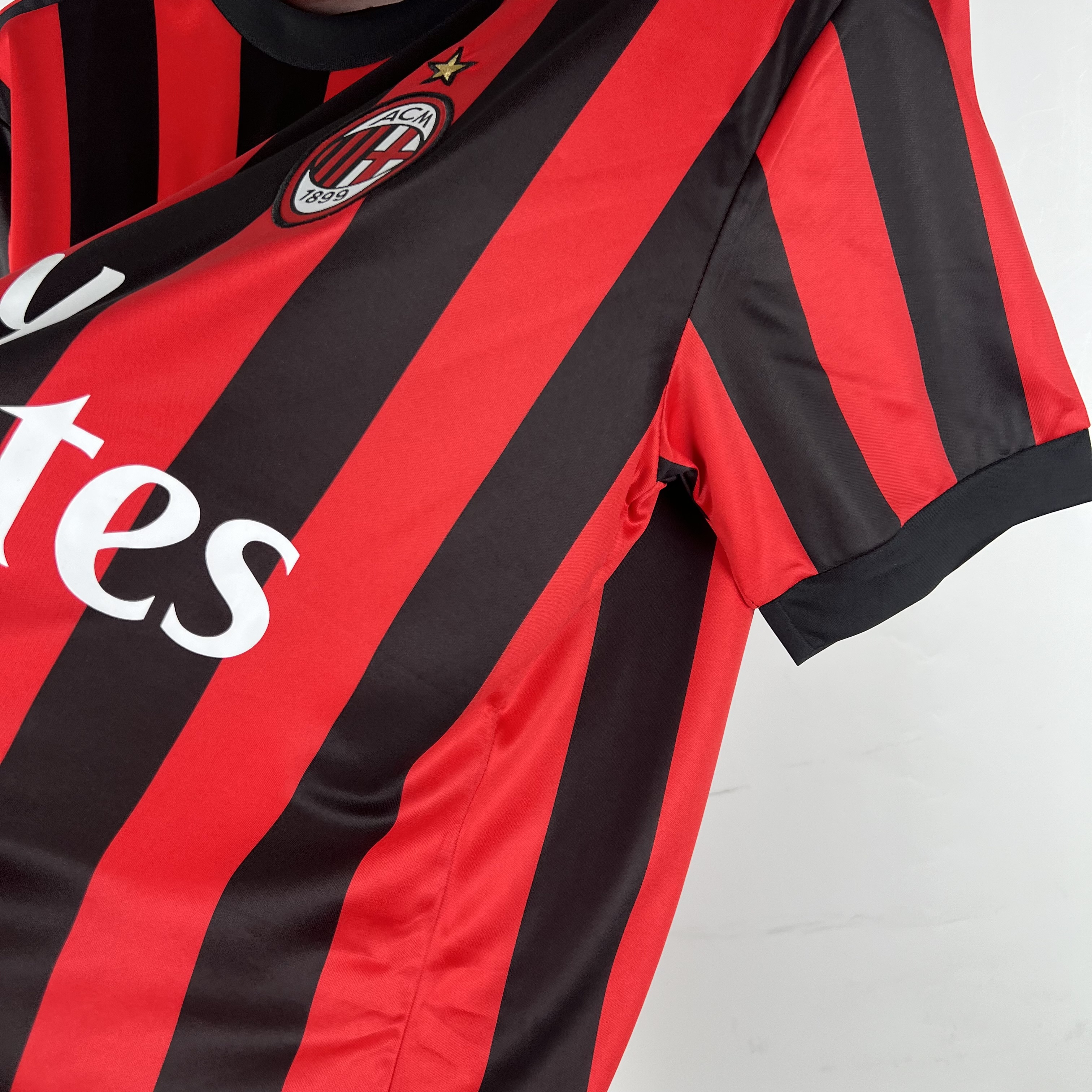 ManixJersey.com | Retro AC Milan 2017-18 Home Stadium Jersey -Customize Name, Number and Patch | Worldwide Shipping