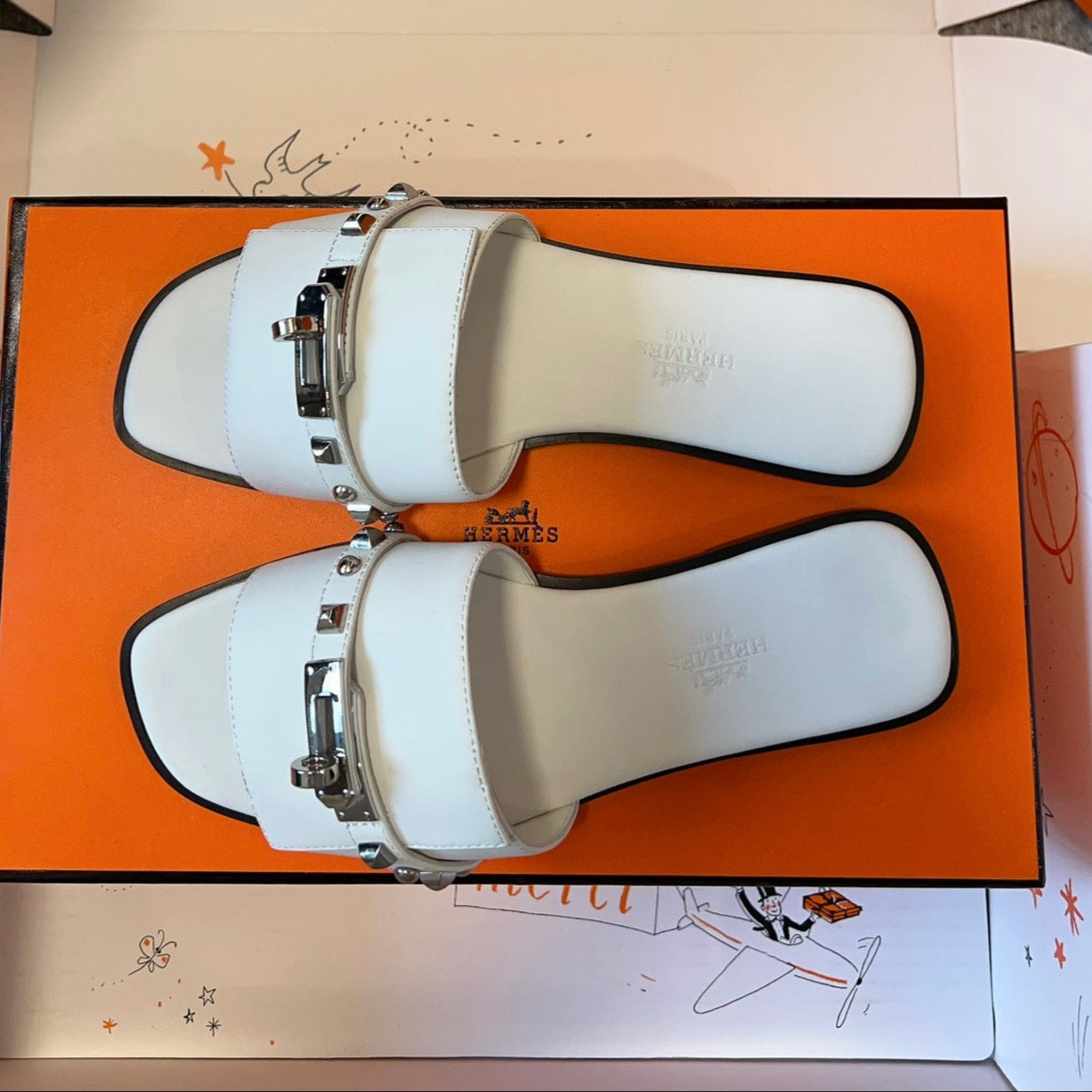 GIULIA FLAT SANDAL IN WHITE CALFSKIN、mysite、Cacoeks