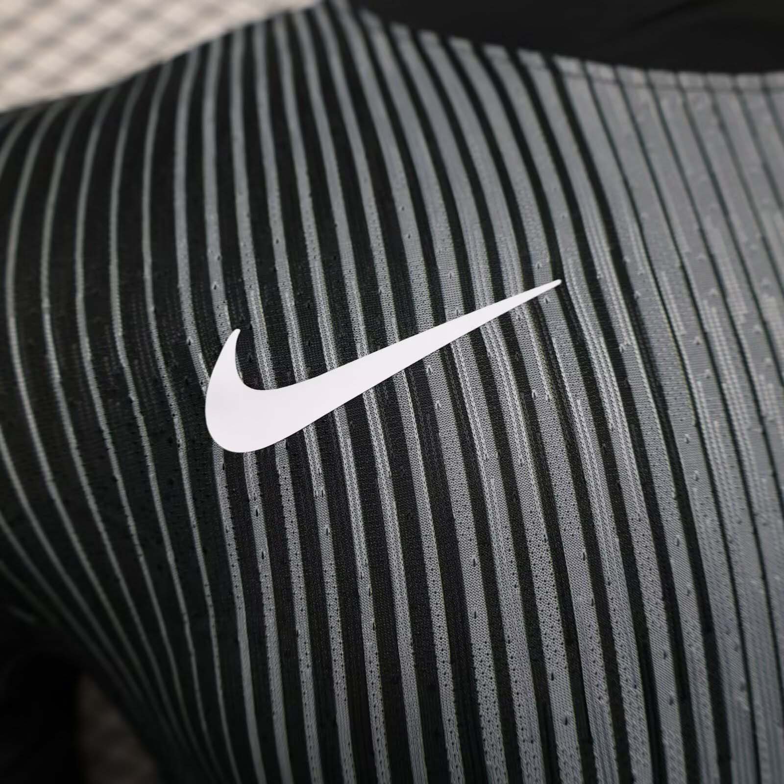 2025/2026 Player Version Psg Paris Saint-Germain Goalkeeper Black Football Shirt 1:1 Thai Quality:football jersey mysite: unitedjerseyfootball 邓江浪:football