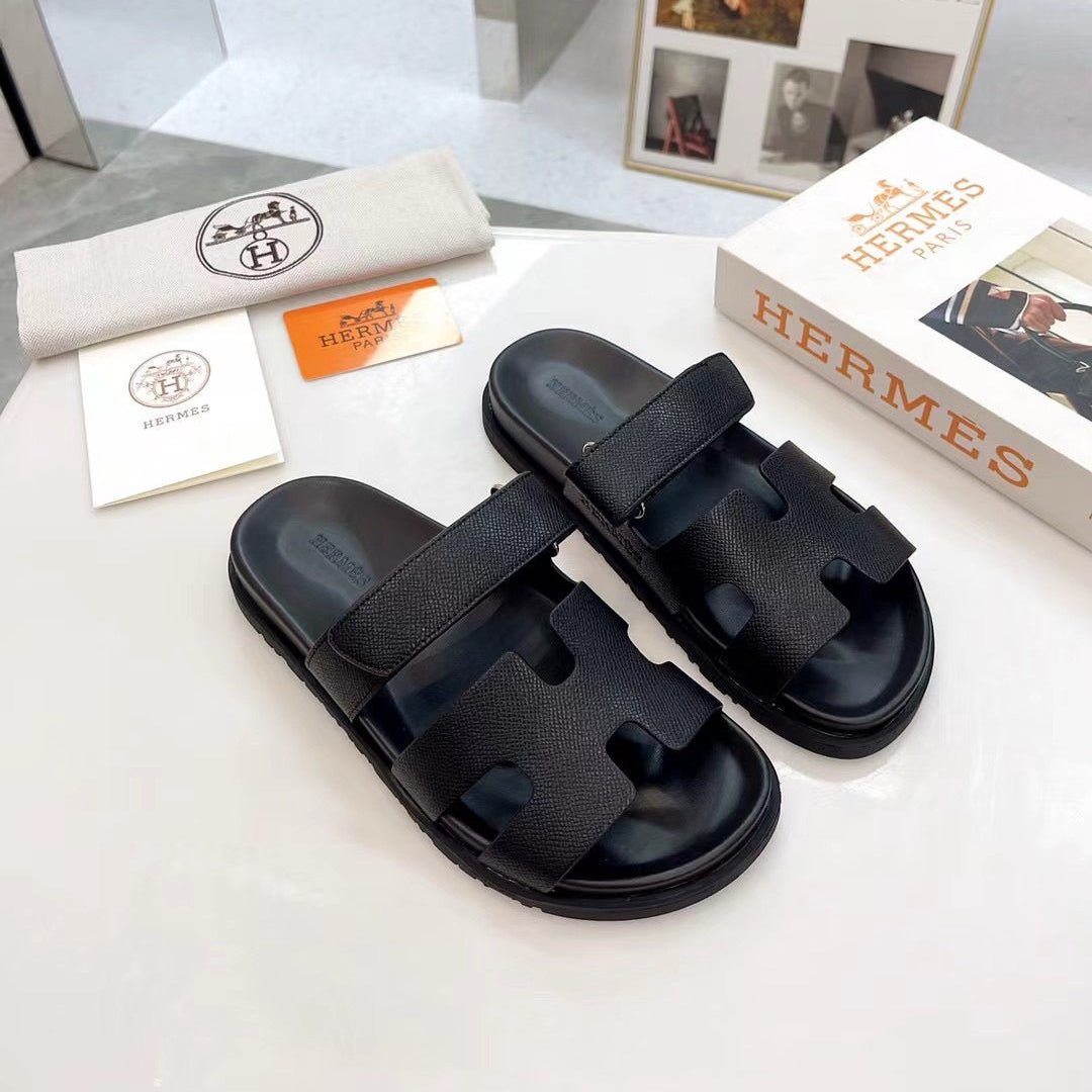 CHYPRE SANDAL IN BLACK CALFSKIN 186752、mysite、Cacoeks