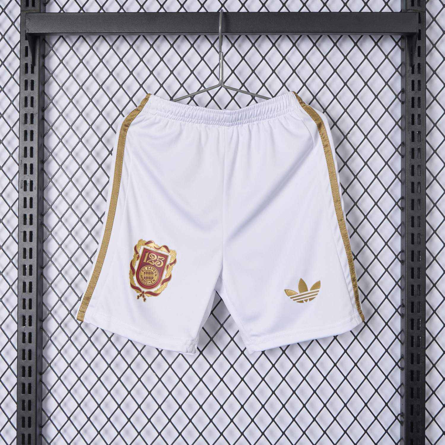 UltraTrikot-Bayern Munich 2025 White 125th Anniversary Shorts - Fans Version