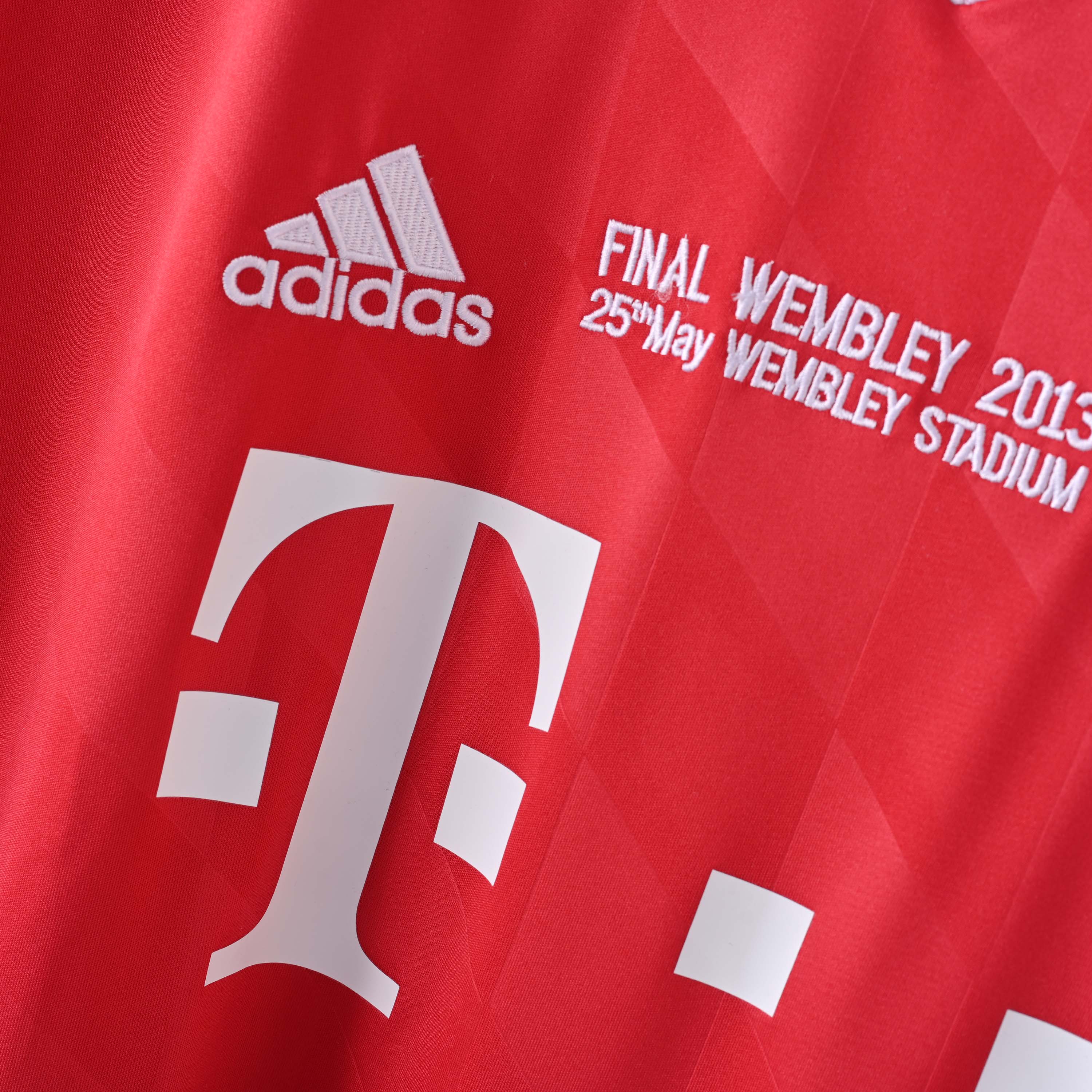 2013/2014 Retro Bayern Munich Home Football Jersey 1:1 Thai Quality:football jersey mysite: unitedjerseyfootball 邓江浪:football