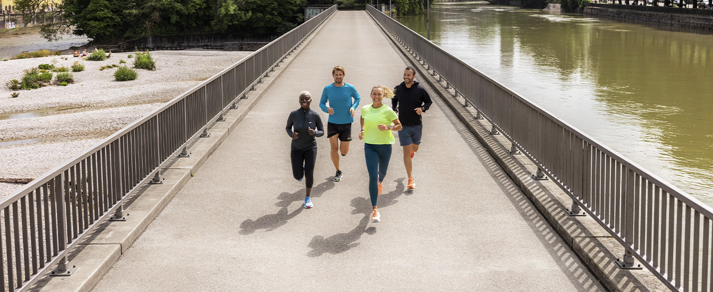 Brooks lifestyle group run