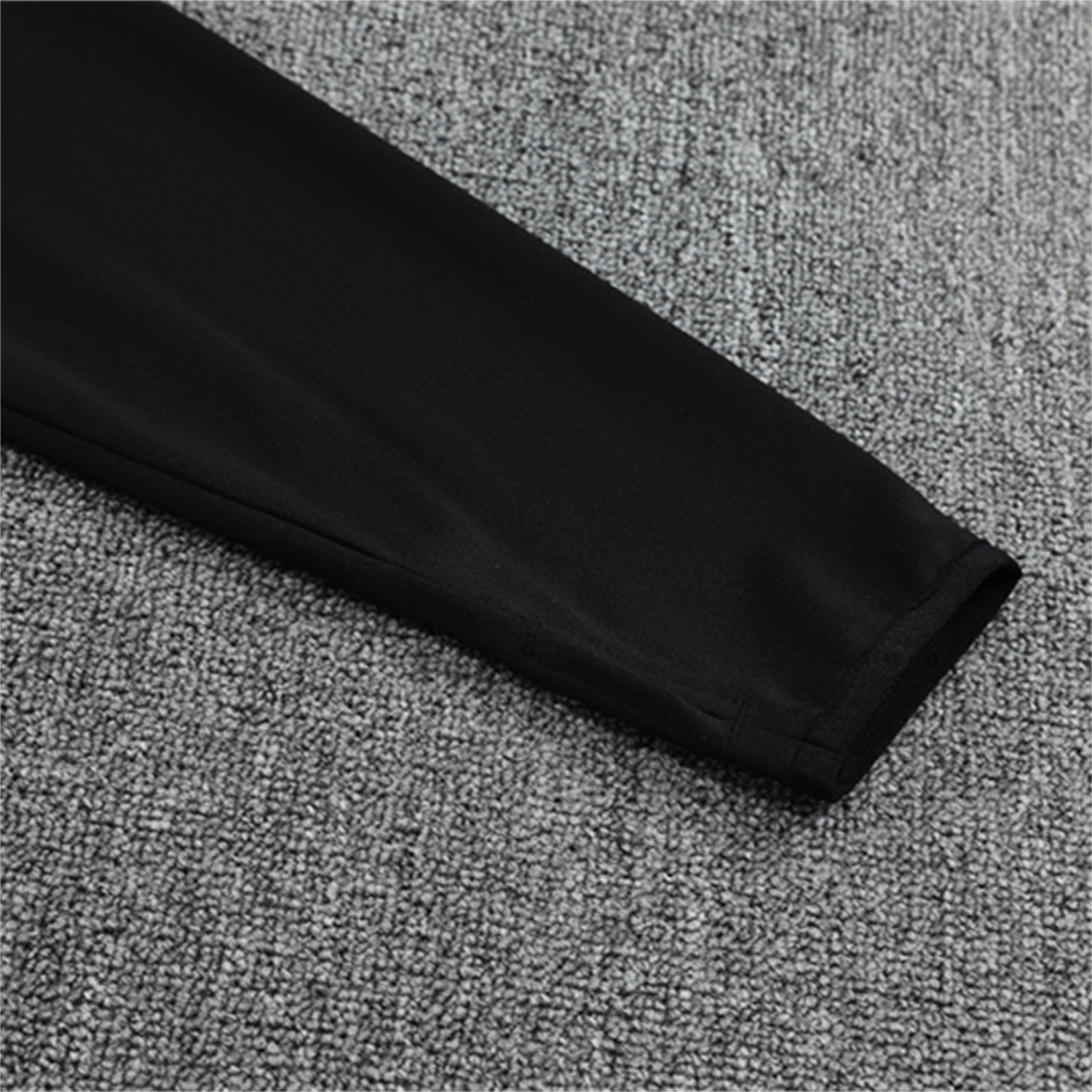 UltraTrikot-Real Madrid 25-26 Kid Long Sleeves Training Set - Black Top & Black Pants