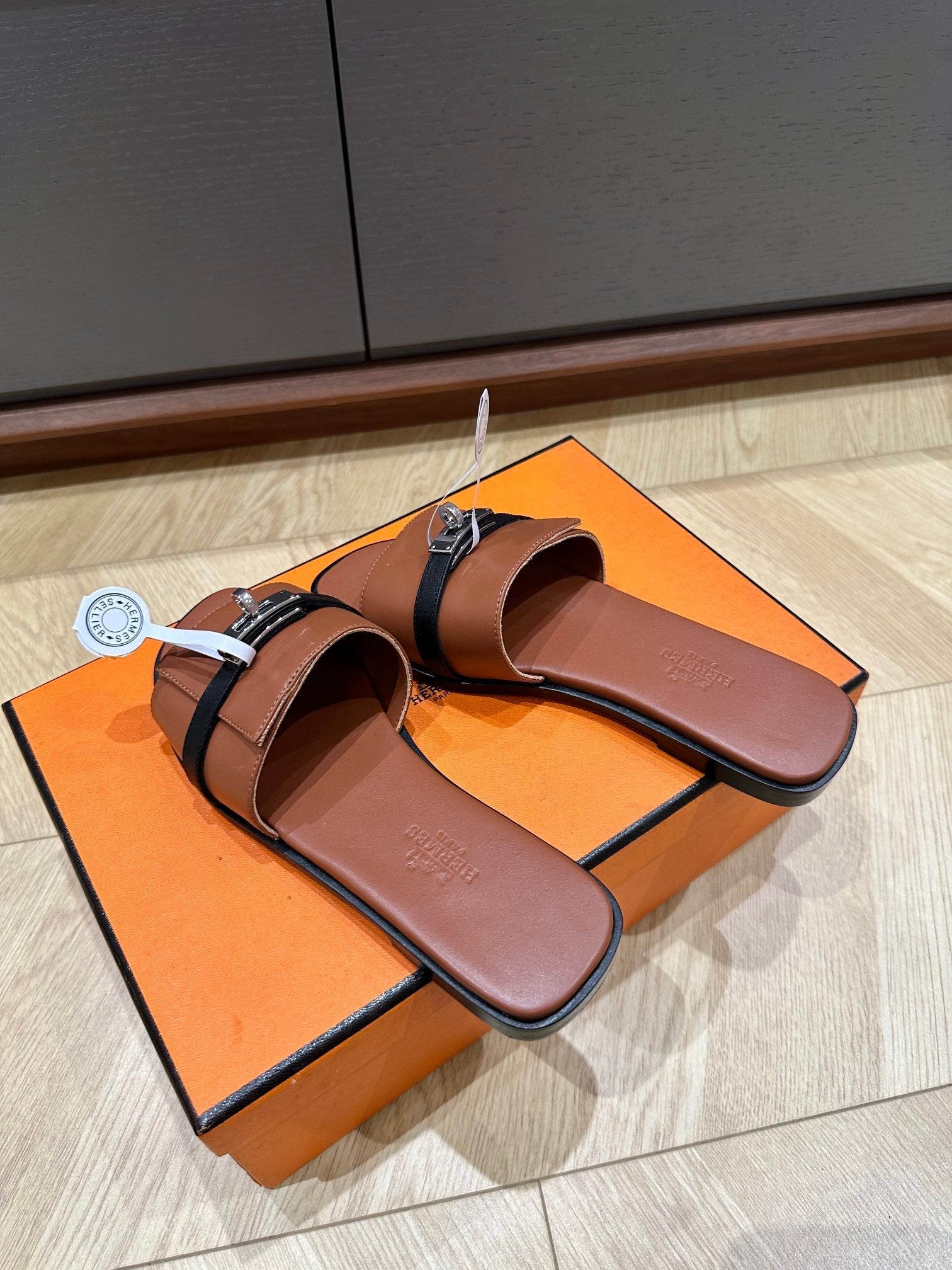 GABRIEL SANDAL CINNAMON CALFSKIN、mysite、Cacoeks