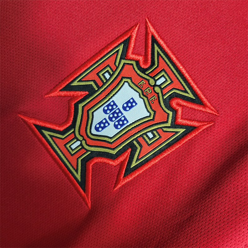 ManixJersey.com | Retro Portugal 16-17 Home Stadium Long Sleeve Jersey -Customize Name, Number and Patch | Worldwide Shipping