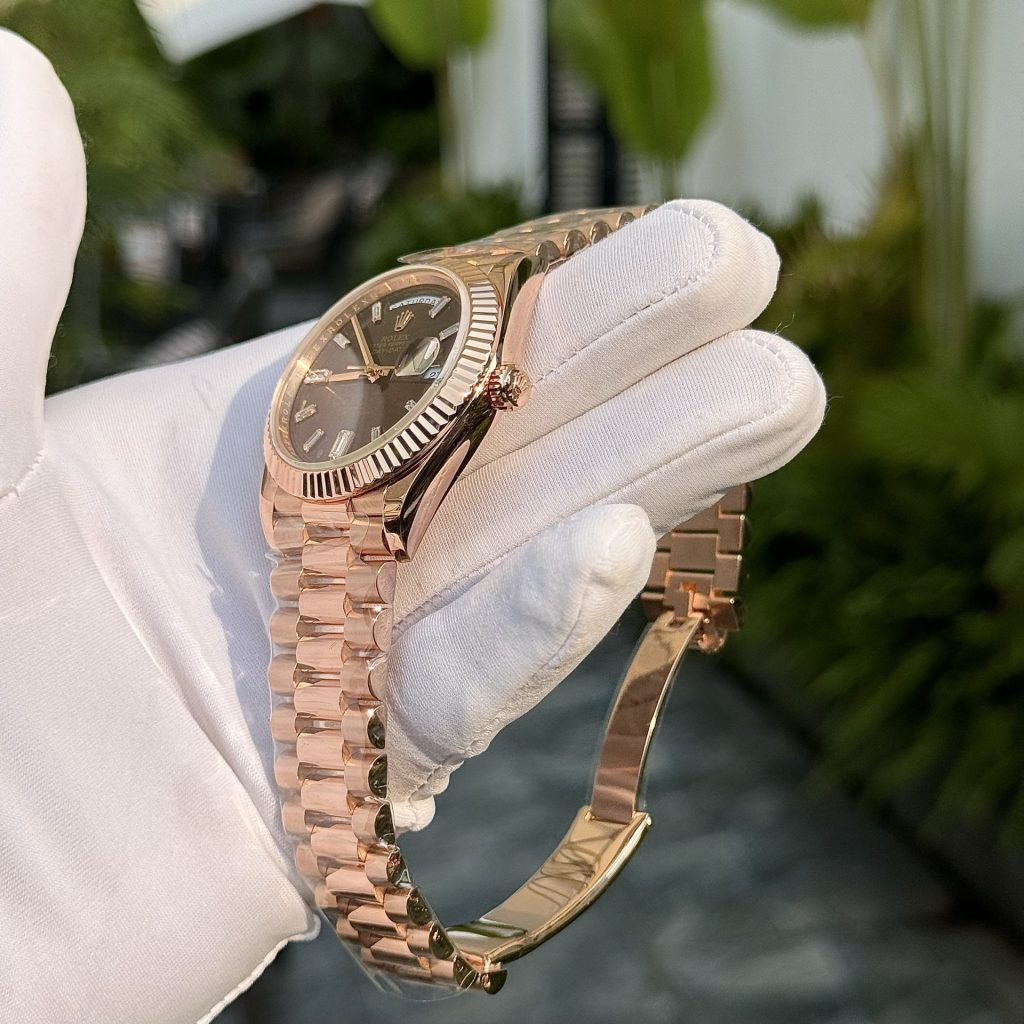 Đồng Hồ Rolex Day-Date 228235 Bọc Vàng 18K Mặt Chocolate GM 176 Gram (2)