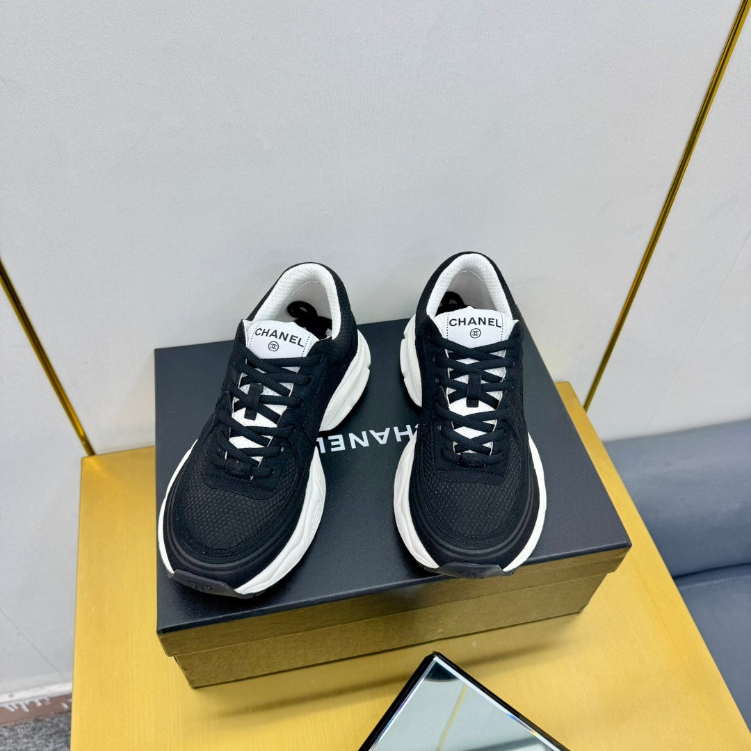 DAD SNEAKER IN BLACK SUEDE AND BREATHABLE MESH、mysite、Cacoeks