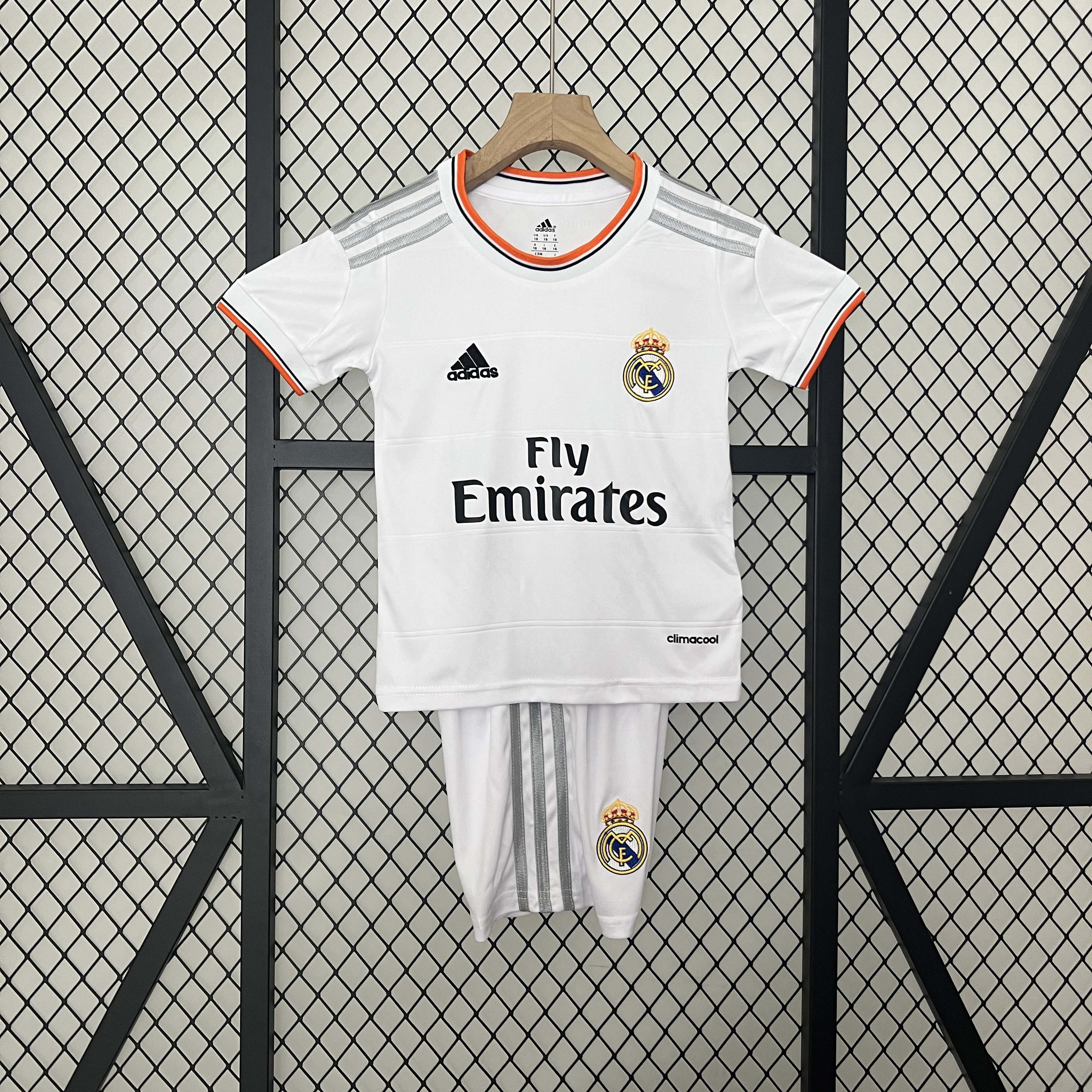 2013/2014 Retro Real Madrid Home Football Shirt 1:1 Thai Quality Kids Size:football jersey mysite: unitedjerseyfootball 邓江浪:football