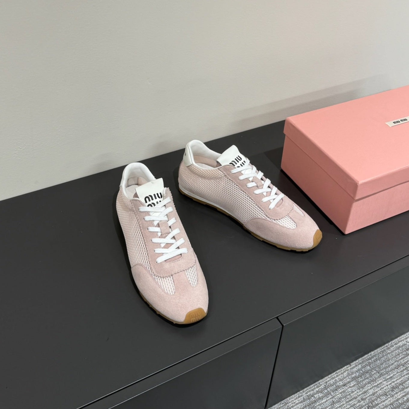 RETRO SNEAKERS IN PASTEL PINK MESH AND SUEDE、mysite、Cacoeks