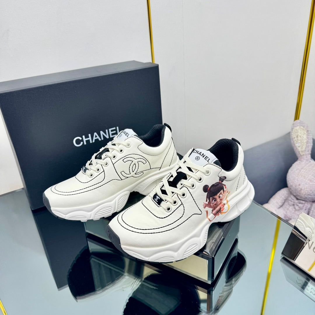 TRAINERS SNEAKER IN WHITE CALFSKIN WITH STICKER 238626、mysite、Cacoeks