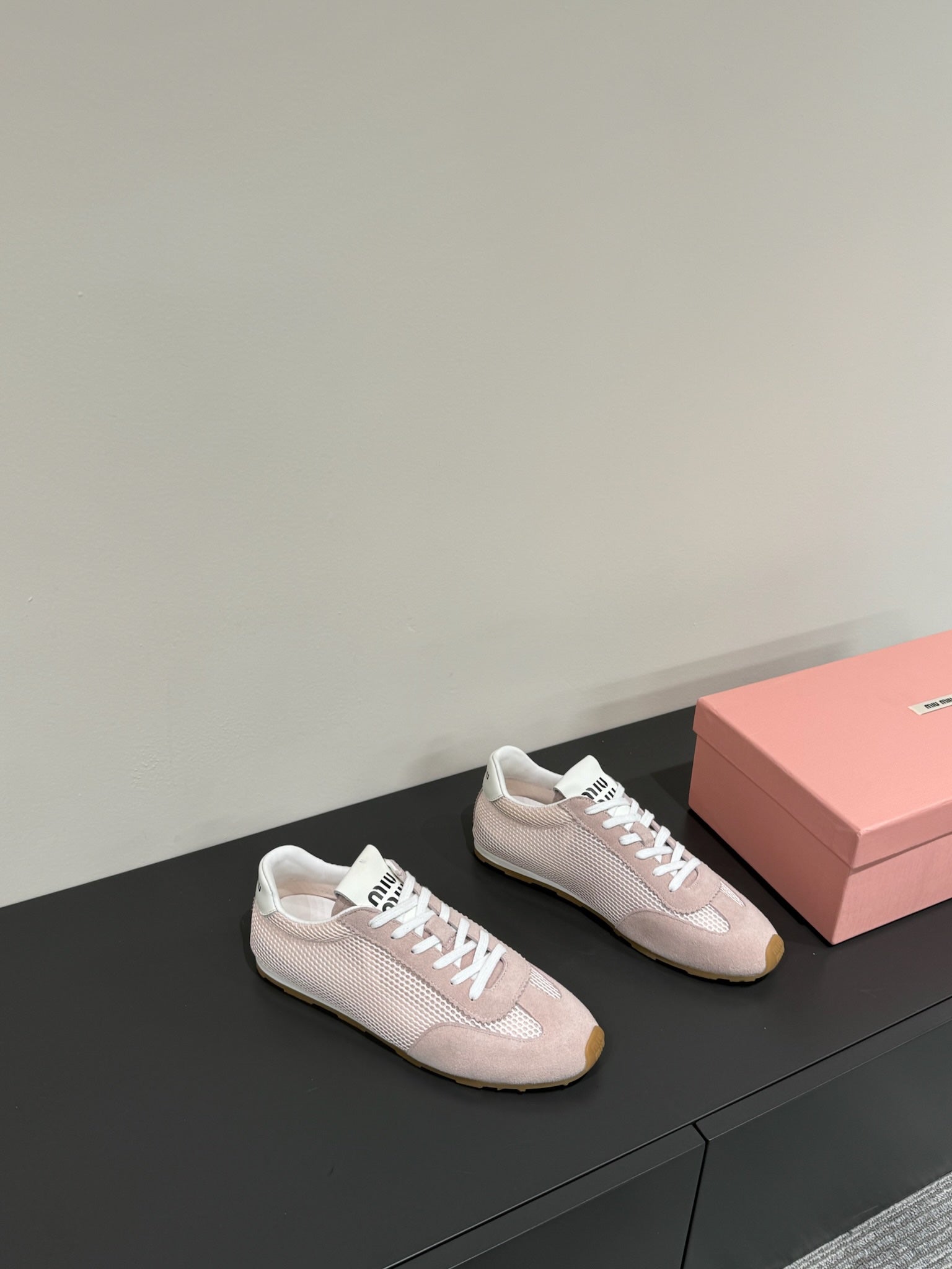 RETRO SNEAKERS IN PASTEL PINK MESH AND SUEDE、mysite、Cacoeks