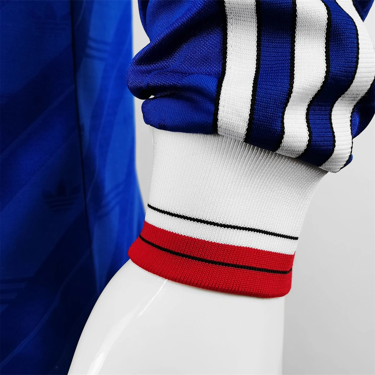 ManixJersey.com | Retro Manchester United 86-88 Third Long Sleeve Jersey -Customize Name, Number and Patch | Worldwide Shipping