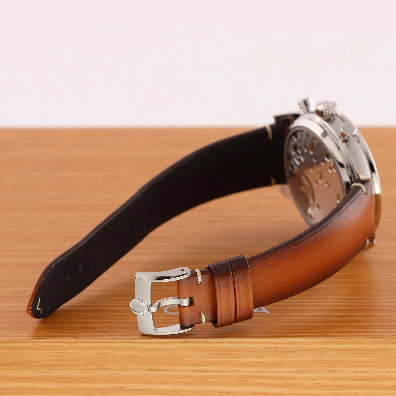 Omega Speedmaster Ref. 332.12.41.51.01.001 Super Clone Watch – Black Dial Leather Strap Fake Replica