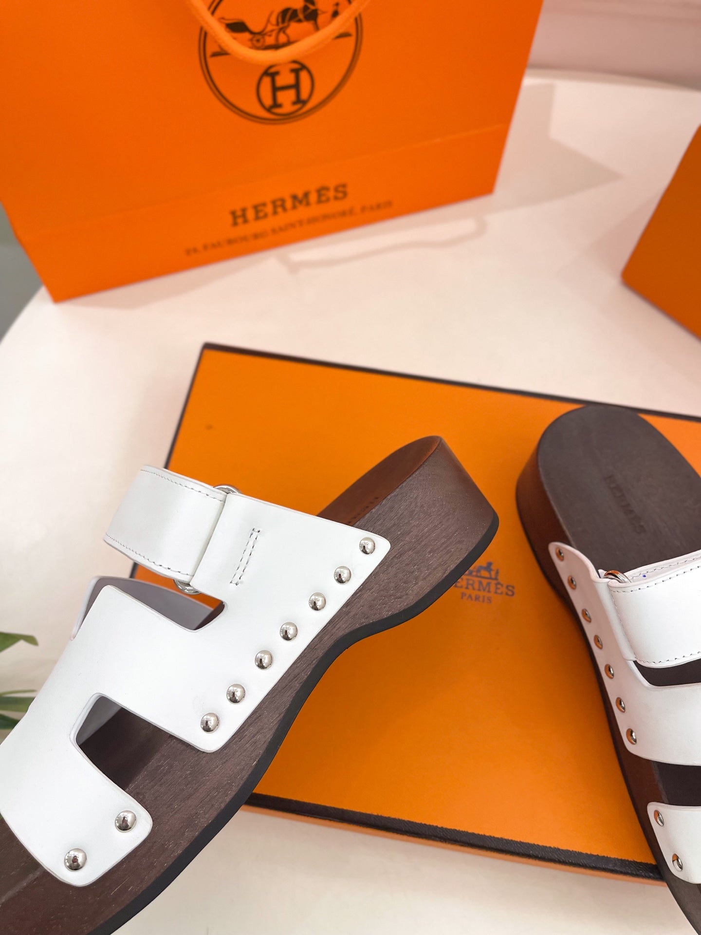 KOS CLOG IN WHITE CALFSKIN、mysite、Cacoeks