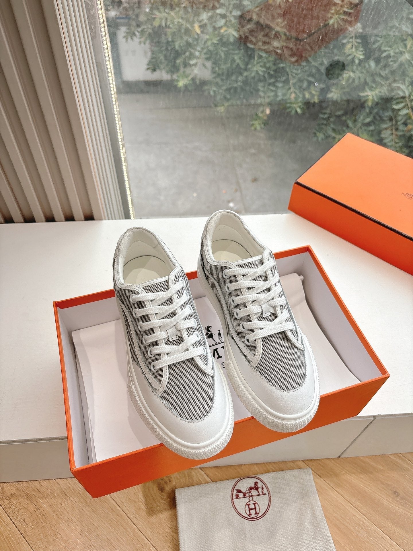 GET SNEAKER IN DOVE GRAY MAXI CANVAS AND CALFSKIN、mysite、Cacoeks