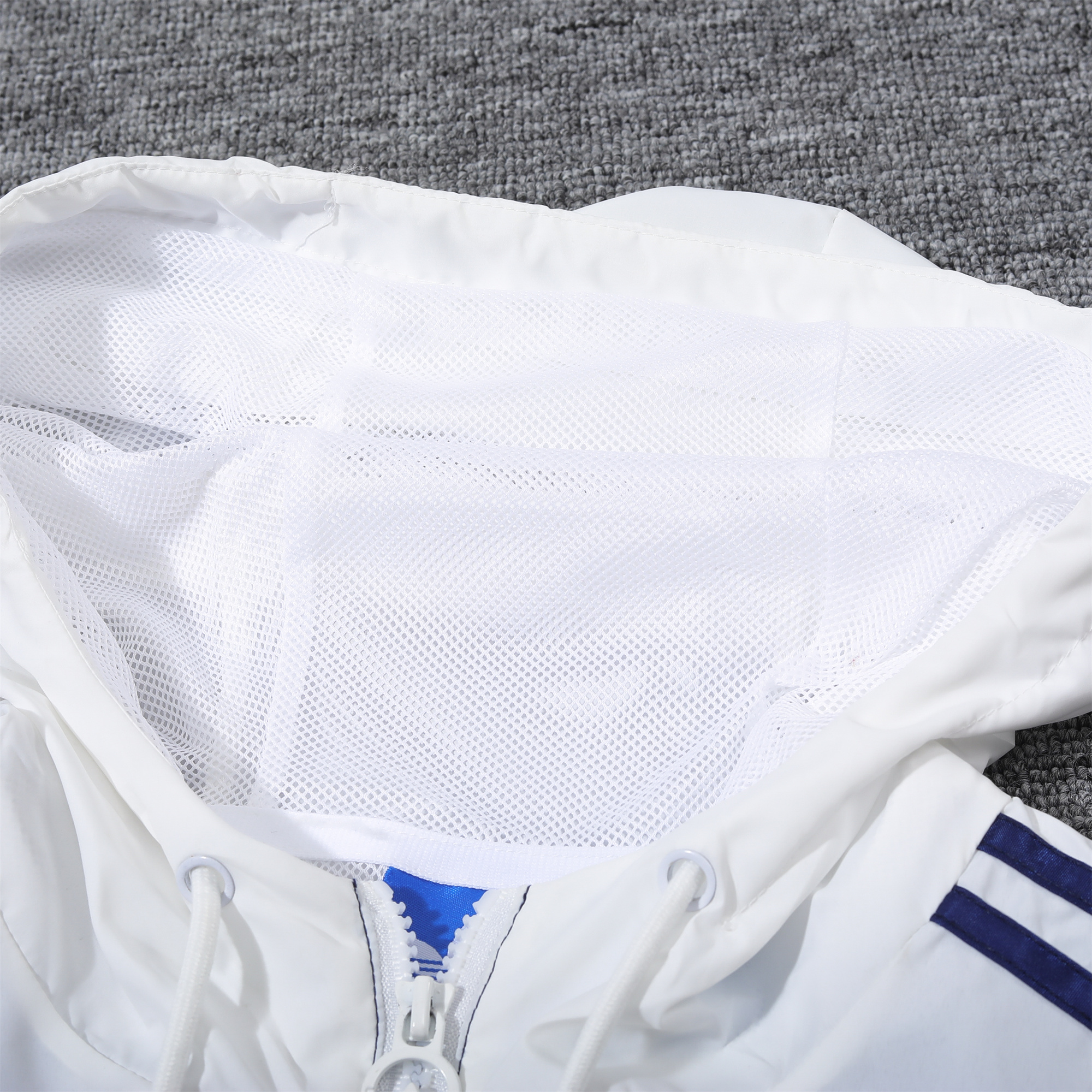JerseysGala.com | Real Madrid 24-25 White Hooded Windbreaker - Player Version -Customize Name, Number and Patch | Worldwide Shipping