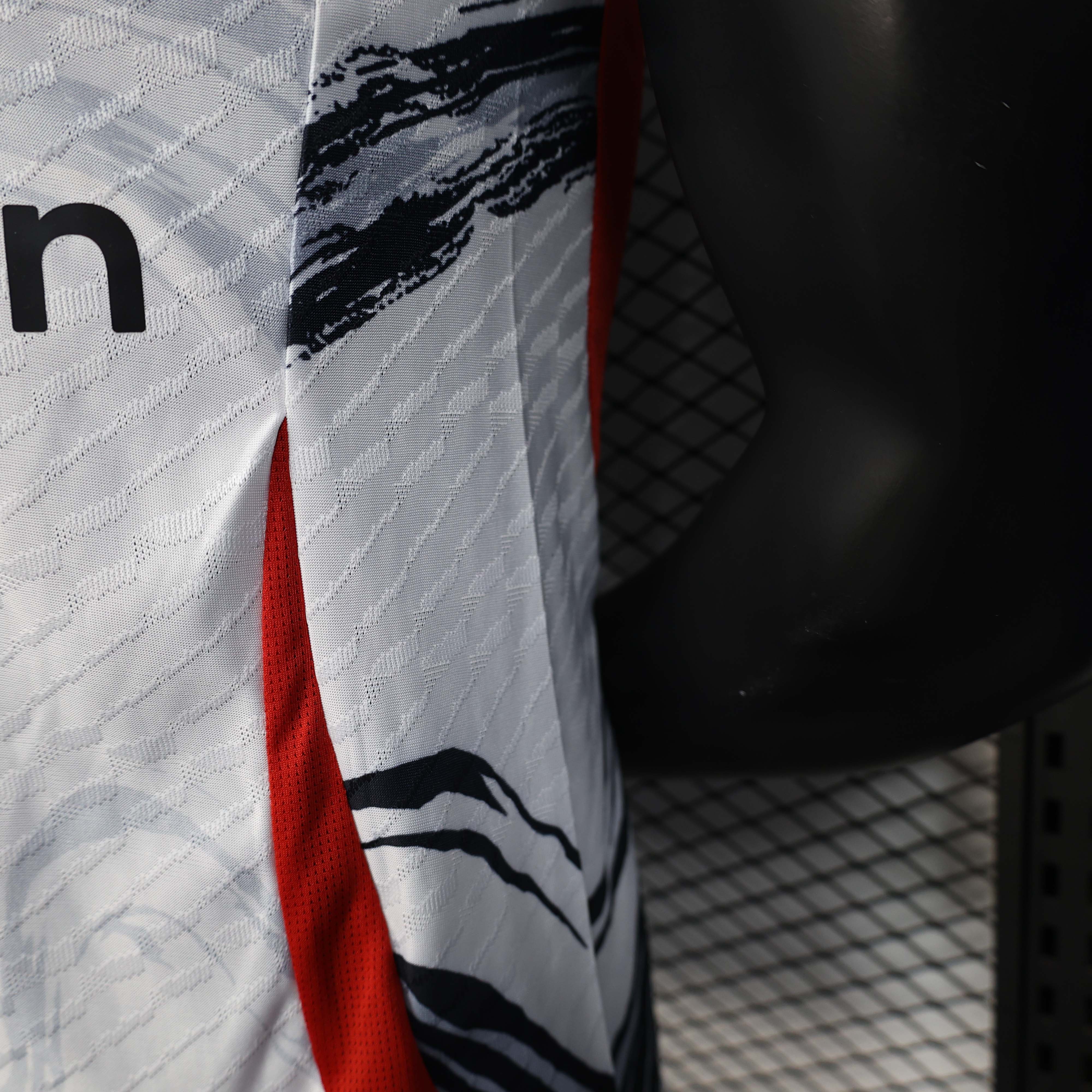 2025/2026 Player Version Manchester United Special Edition White Football Shirt 1:1 Thai Quality:football jersey mysite: unitedjerseyfootball 邓江浪:football