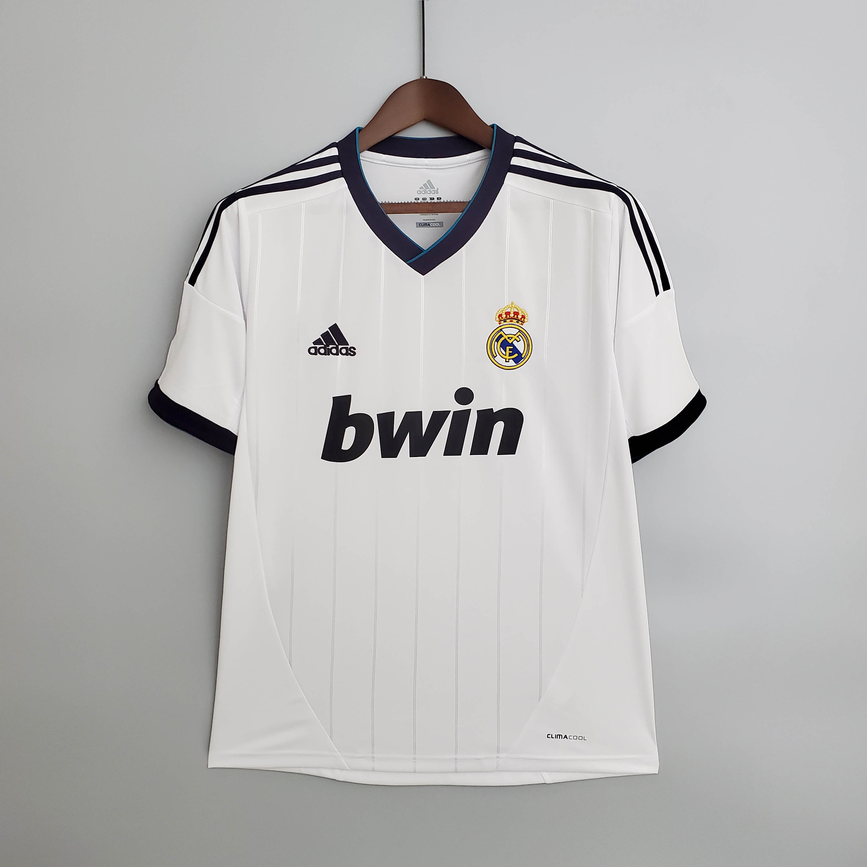 2012/2013 Retro Real Madrid Home:football jersey mysite: unitedjerseyfootball 邓江浪:football