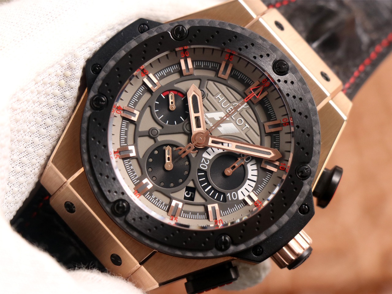 Hublot King Power 703.OM.6912.HR.FMC12 48mm-fasswatch