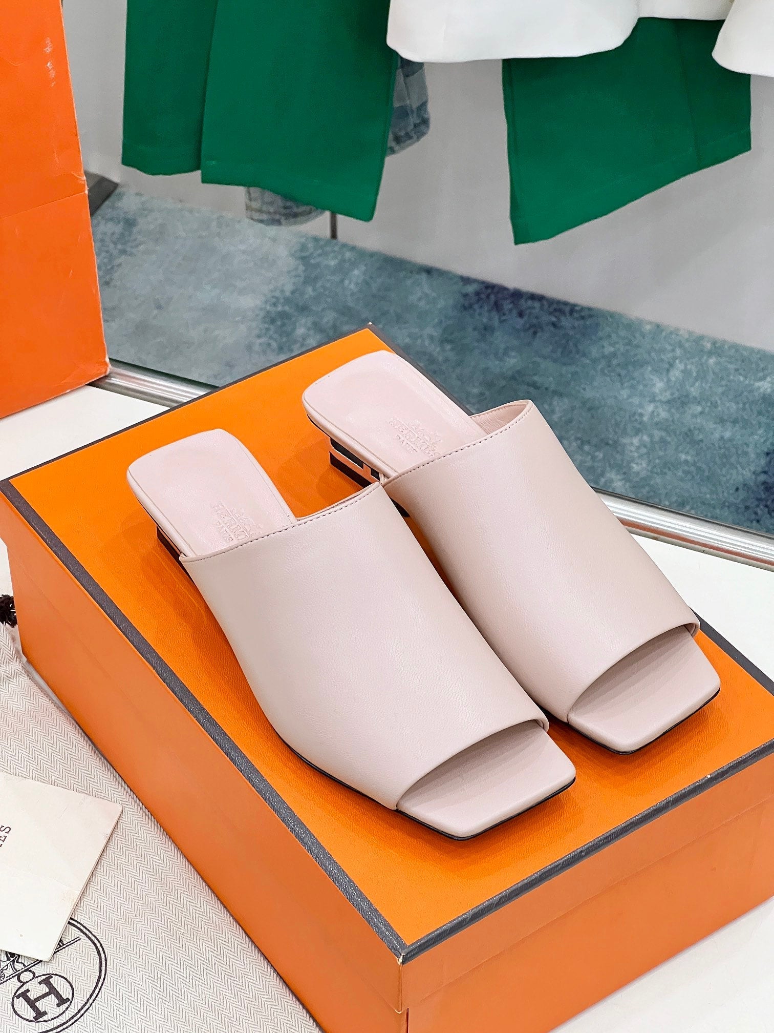 IDOLE SANDAL IN BABY PINK CALFSKIN、mysite、Cacoeks