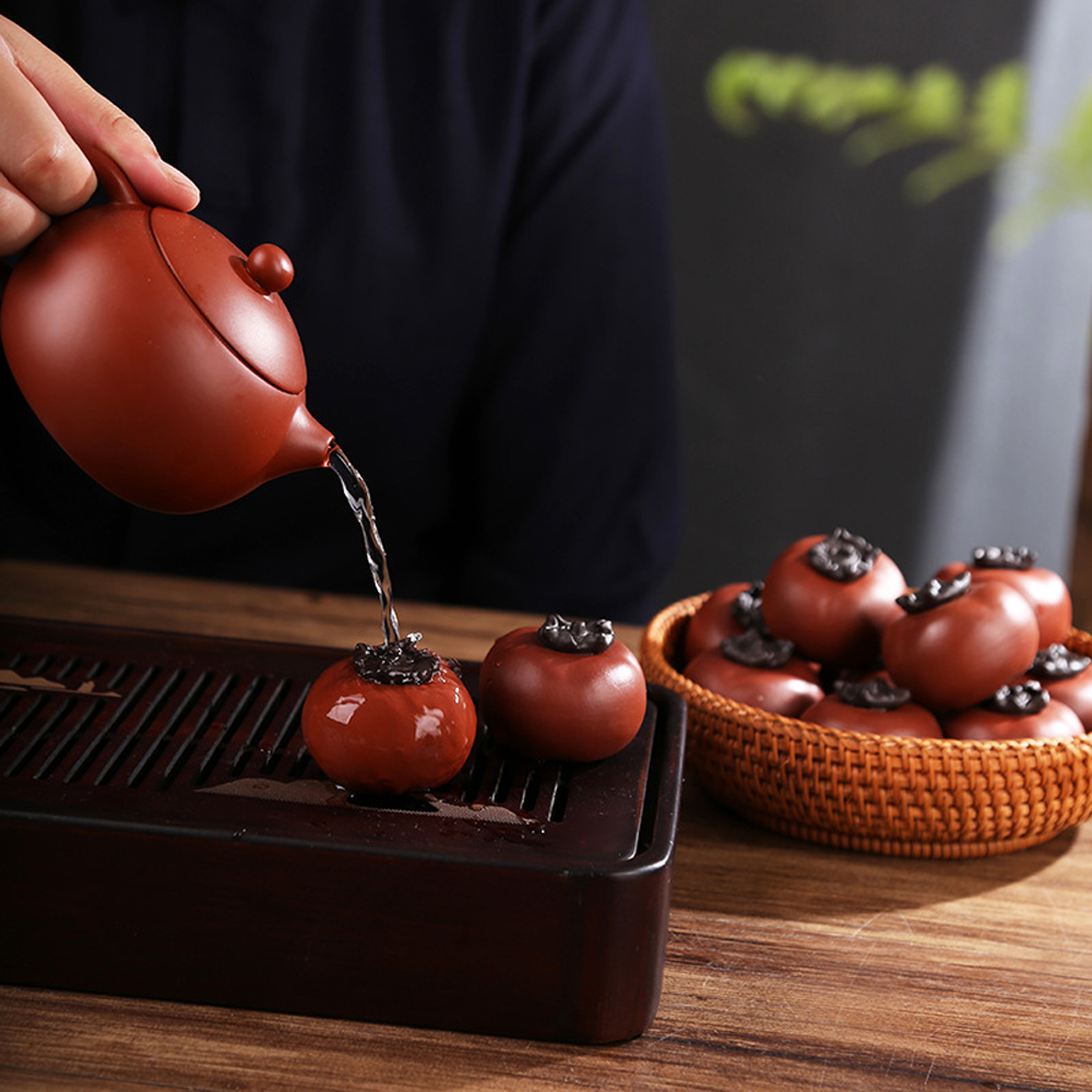 GEEK BAR-https://www.hot-toy.com/