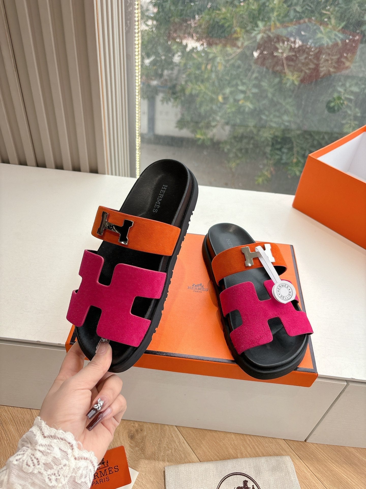 CHYPRE SANDAL IN DARK PINK MIX ORANGE SUEDE、mysite、Cacoeks